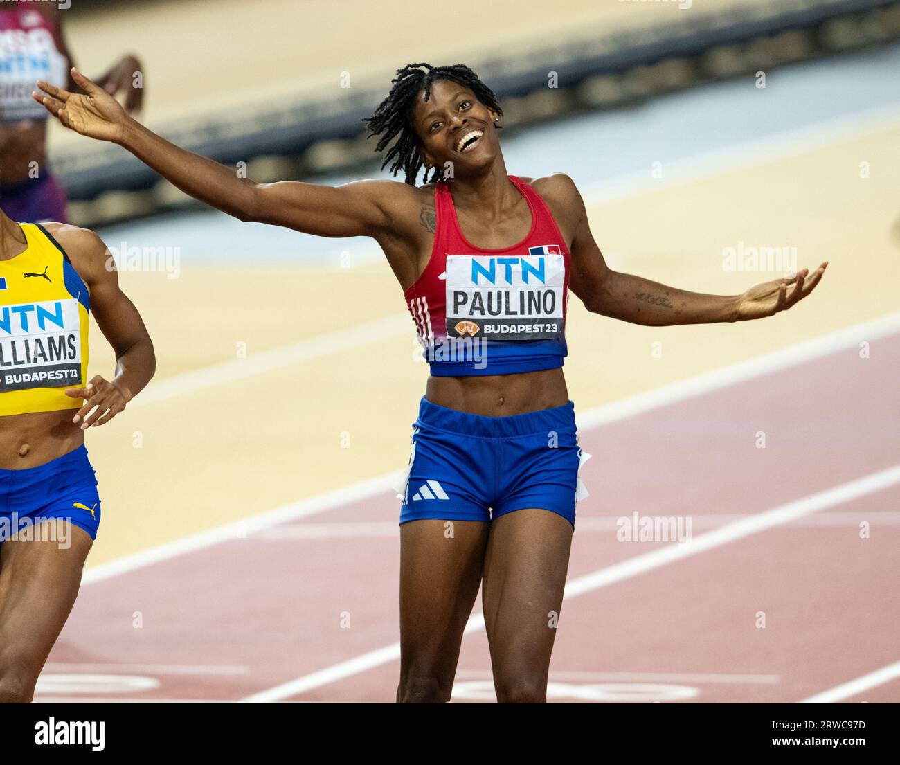 Marileidy Paulino, de la République dominicaine, concourant dans la finale du 400m féminin le cinquième jour des Championnats du monde d'athlétisme au National Athleti Banque D'Images