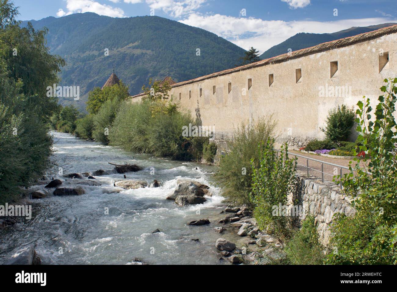 La ville de Glurns dans la vallée de Vinschgau Banque D'Images