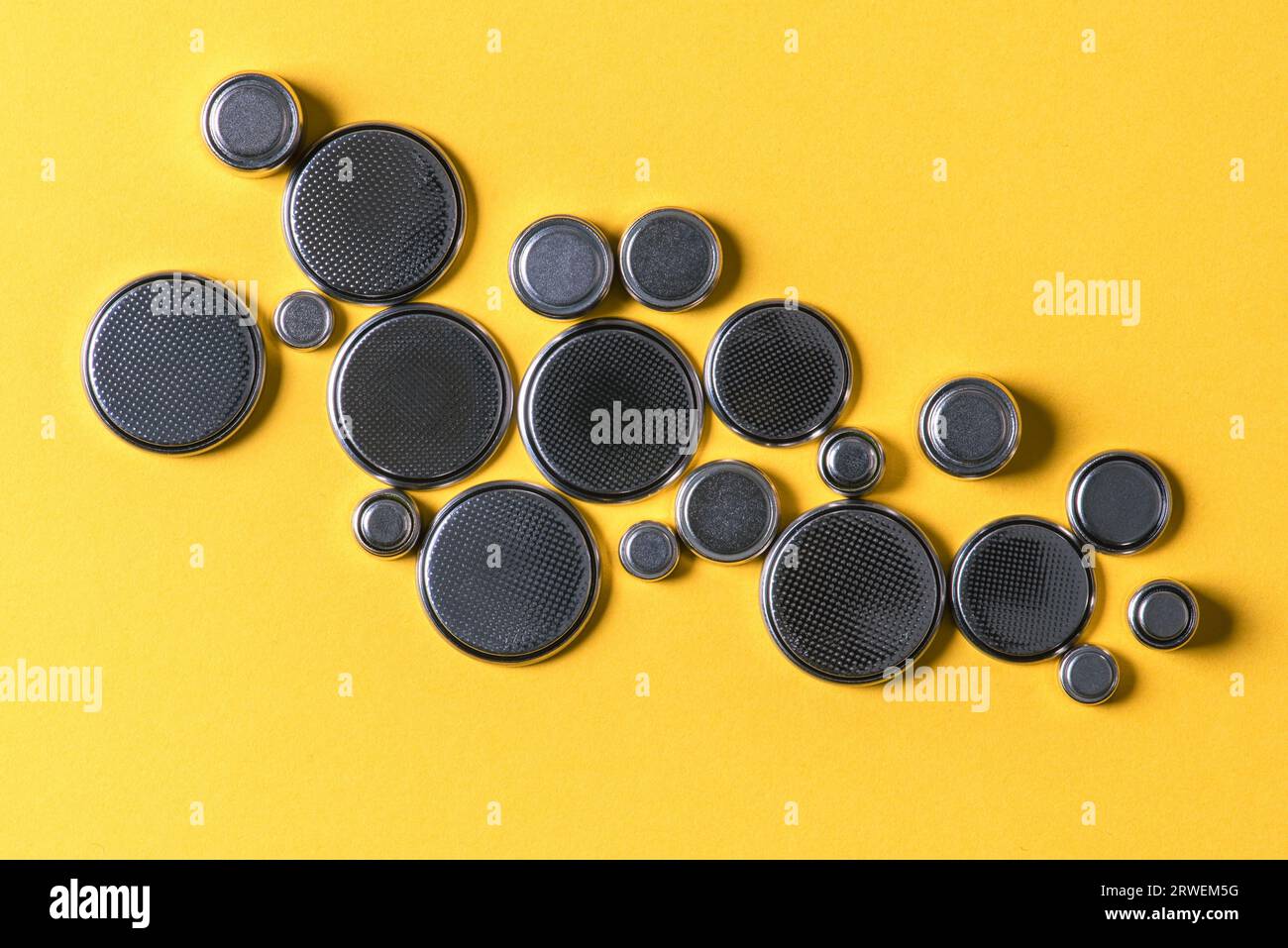 Vue de dessus de l'ensemble de piles boutons ou de piles bouton Banque D'Images