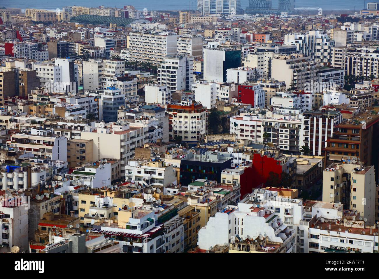 Casablanca, la plus grande ville du Maroc. Paysage urbain du centre-ville de Casablanca. Banque D'Images