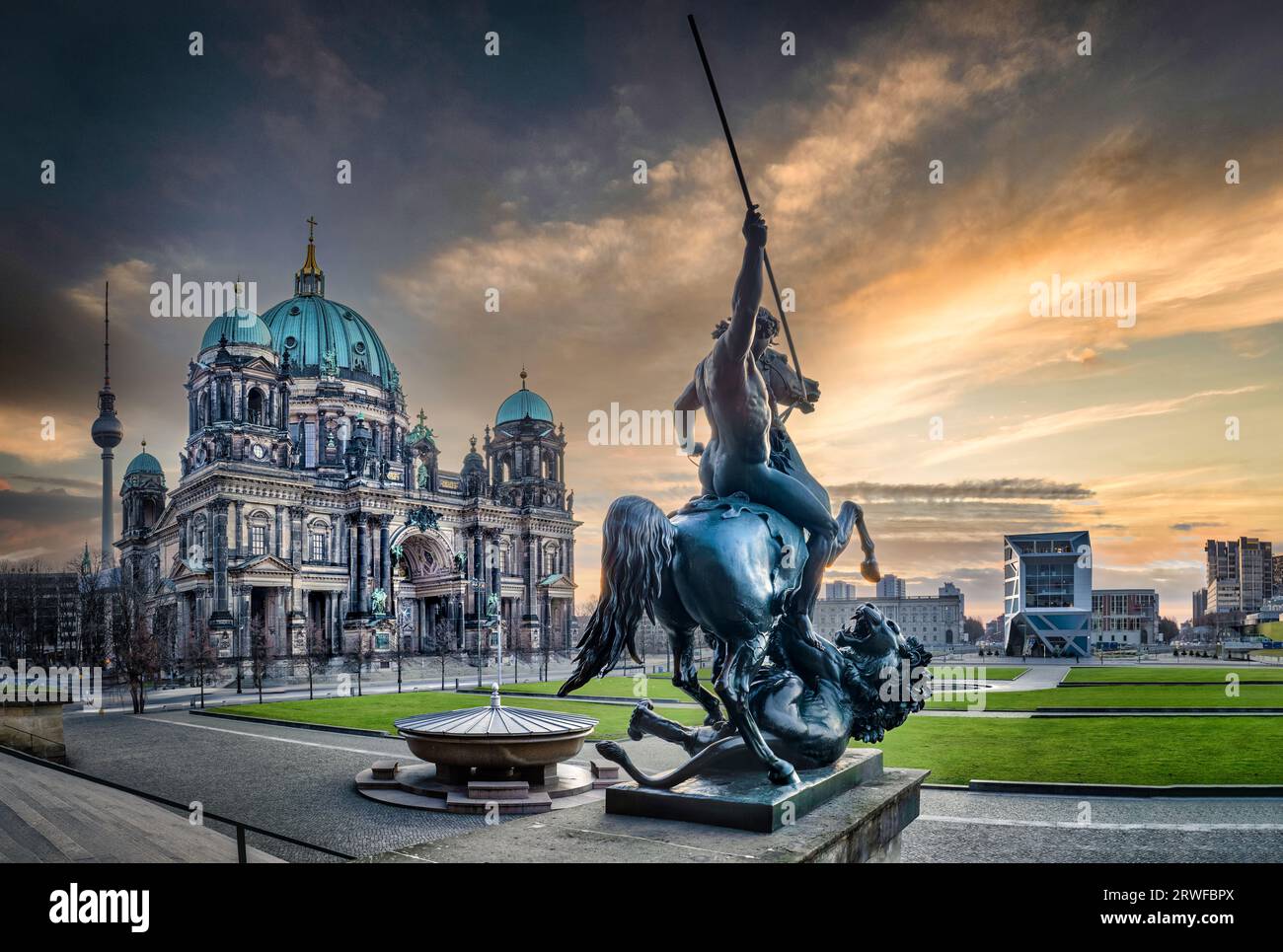 Cathédrale de Berlin à l'aube, Allemagne Banque D'Images