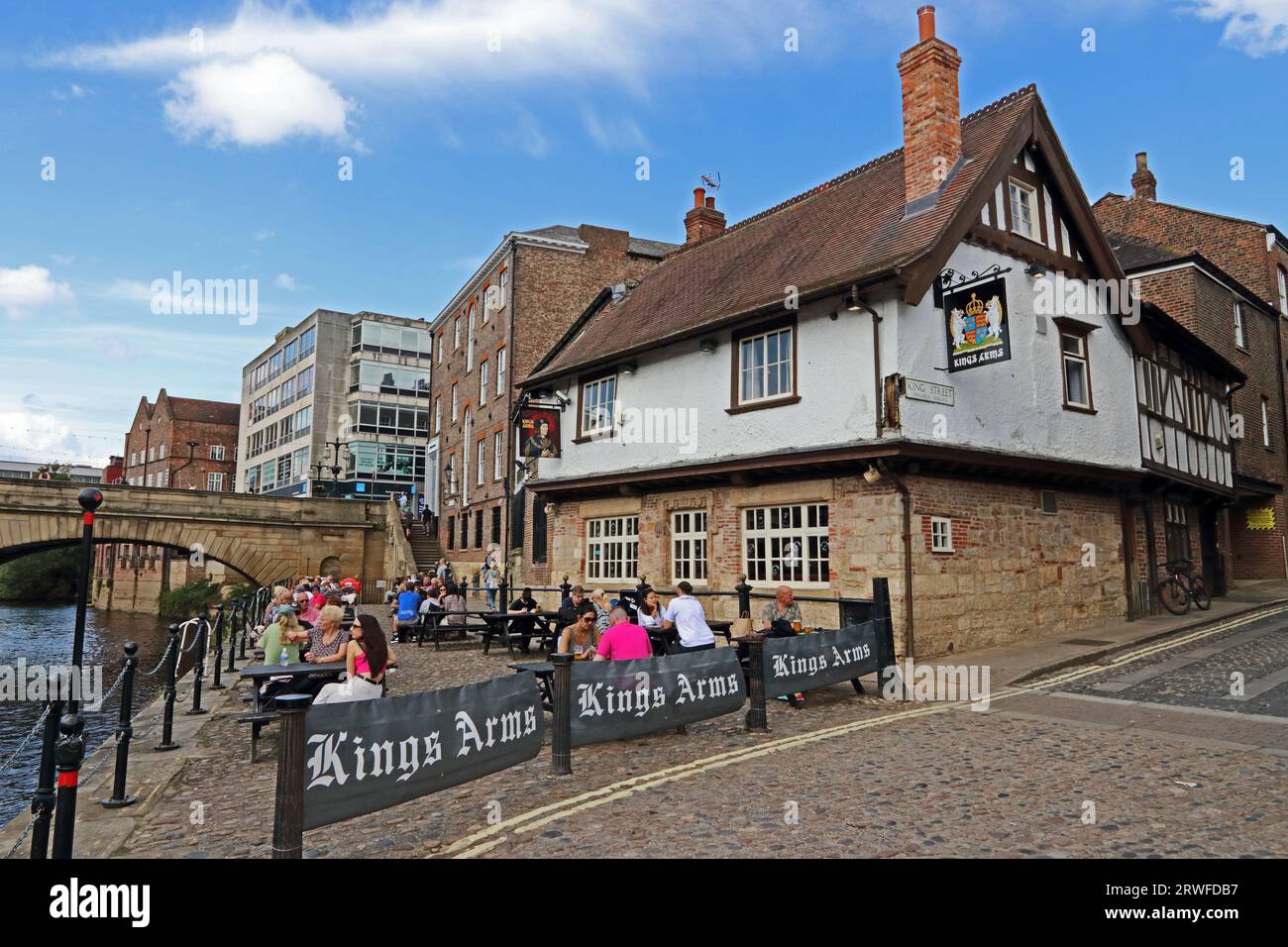 Pub Kings Arms, à côté de River Ouse, York Banque D'Images