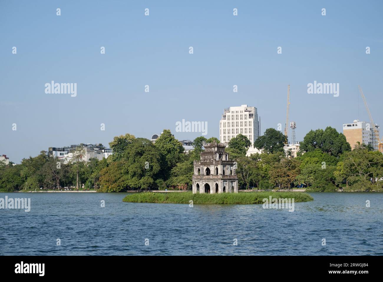 Tour sur le lac Sword (Hồ Gươm (Hoàn Kiếm)), Hanoi, Vietnam Banque D'Images