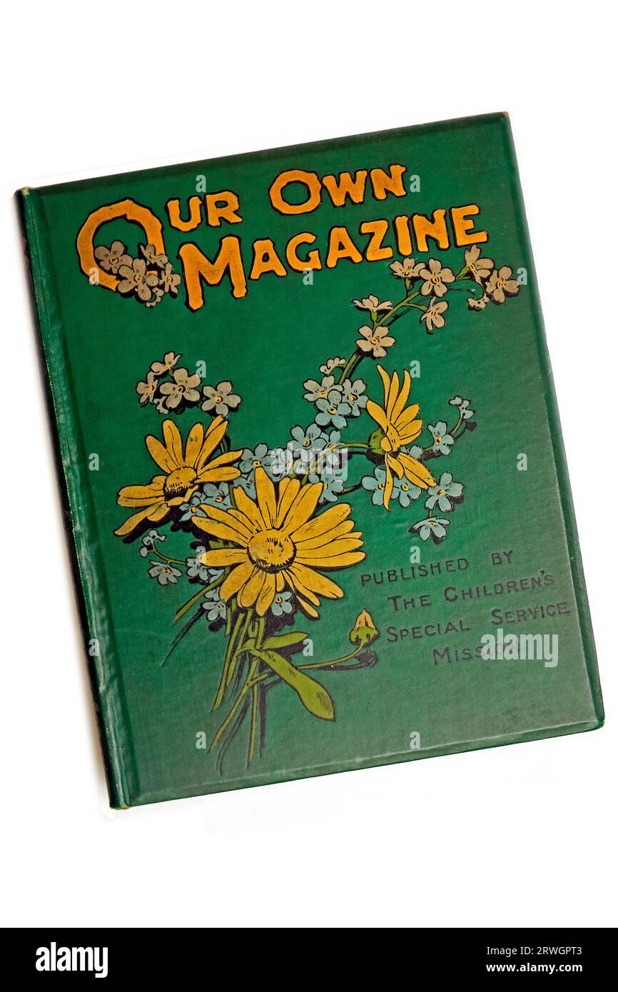 Notre propre magazine - publié par la Mission des services spéciaux pour enfants. Couverture de livre, fond blanc, configuration studio Banque D'Images