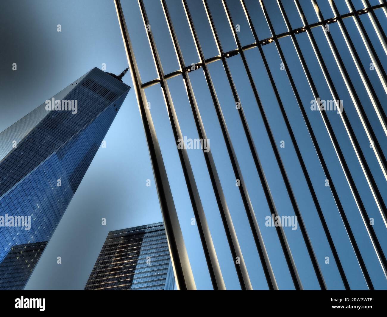 Vue sur l'Oculus, le centre commercial et de transport du centre-ville de Manhattan. Banque D'Images