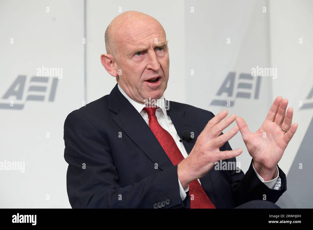 Washington, États-Unis. 19 septembre 2023. John Healey, secrétaire britannique à la Défense fantôme, parle de l'avenir de la défense du Royaume-Uni et de ses alliés lors d'une conversation aujourd'hui le 19 septembre 2023 à AEI/Think Tank à Washington DC, aux États-Unis. (Photo de Lenin Nolly/Sipa USA) crédit : SIPA USA/Alamy Live News Banque D'Images