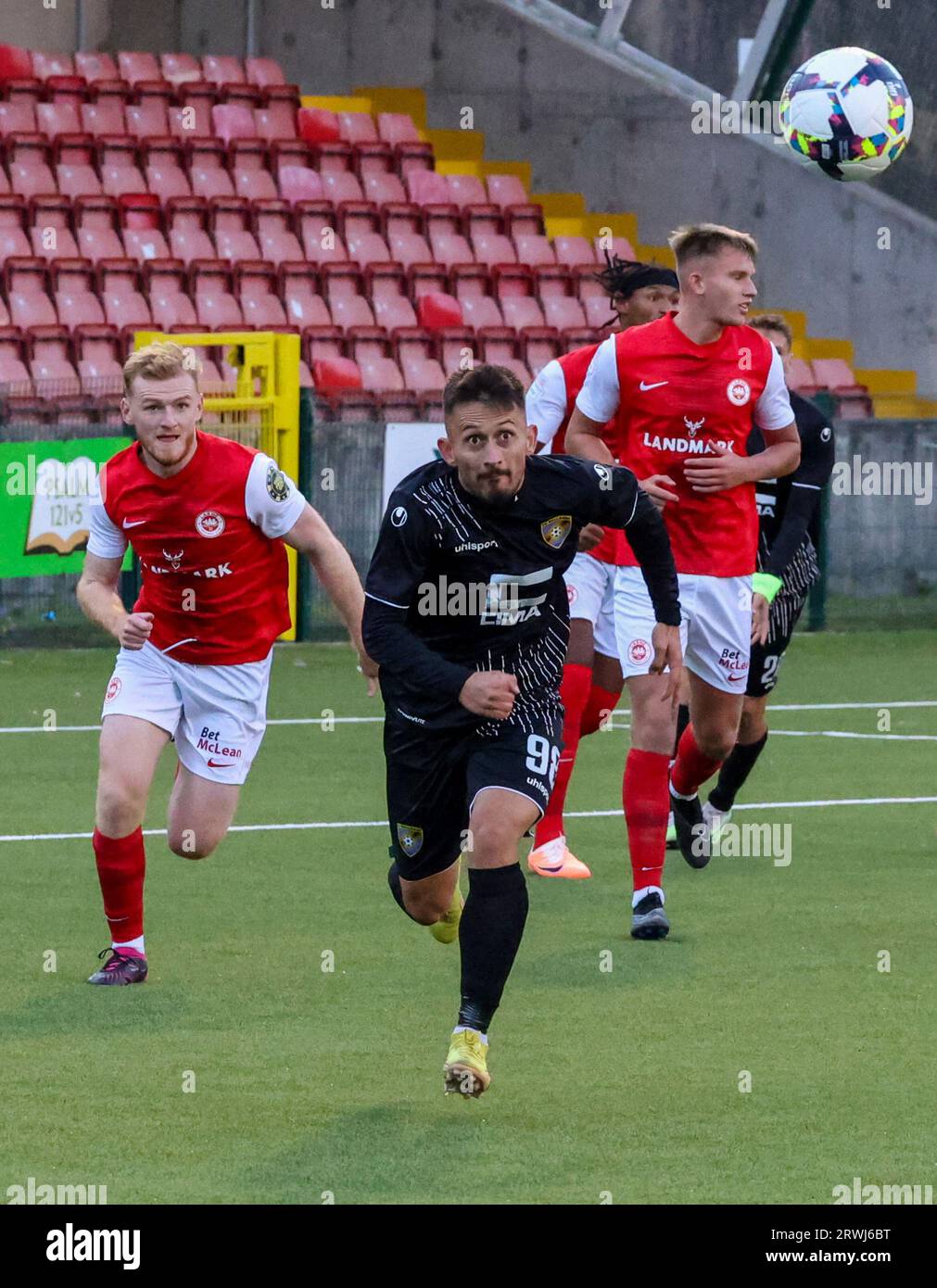 Solitude, Belfast, Irlande du Nord, Royaume-Uni. 03 août 2023. UEFA Europa Conference League deuxième tour de qualification (2e manche) – Larne contre Ballkani. Almir Kryeziu (98), footballeur du FC Ballkani. Banque D'Images