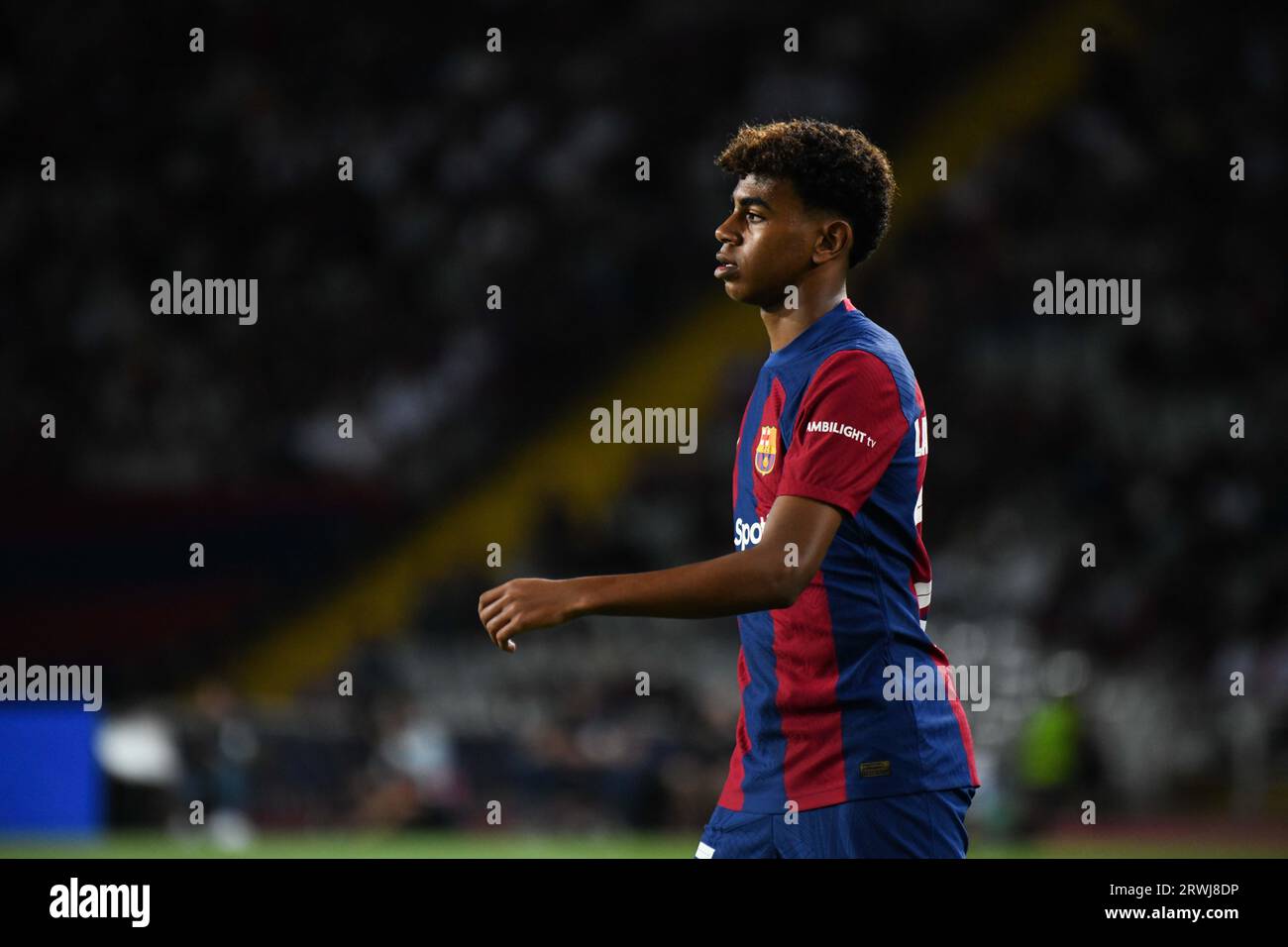 Barcelone, Espagne. 19 septembre 2023. BARCELONE, ESPAGNE - 19 SEPTEMBRE : Lamine Yamal lors du match du groupe H de l'UEFA Champions League FC Barcelone et Anvers le 19 septembre 2023, au stade Montjuic de Barcelone, Espagne. (Photo Sara Aribó/PxImages) crédit : PX Images/Alamy Live News Banque D'Images