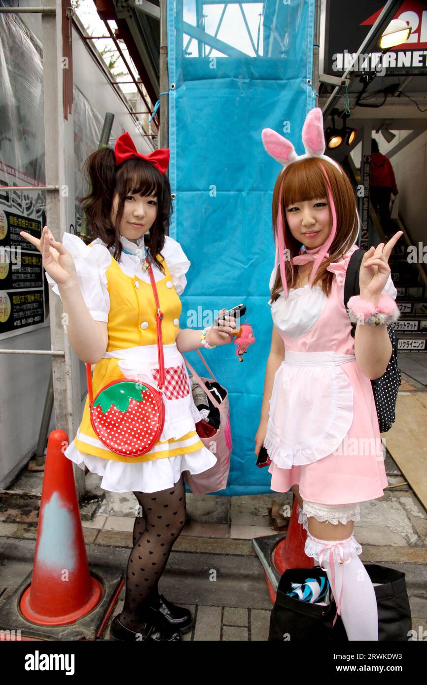 Adolescentes en robe cosplay à Harajuku, Japon Banque D'Images