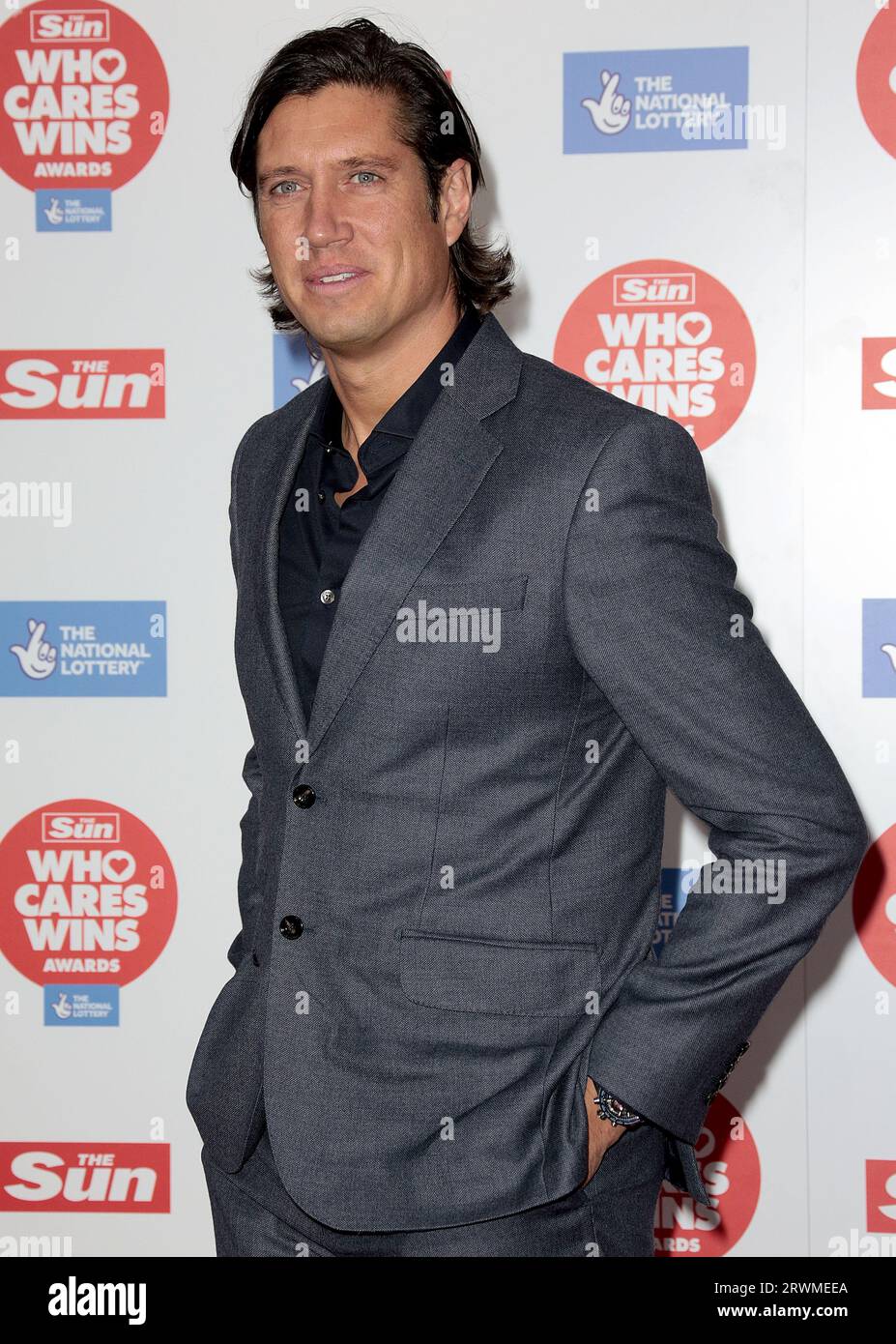 Sep 19, 2023 - Londres, Angleterre, Royaume-Uni - Vernon Kaye participant au Sun Who Cares remporte les prix 2023, Roundhouse Banque D'Images