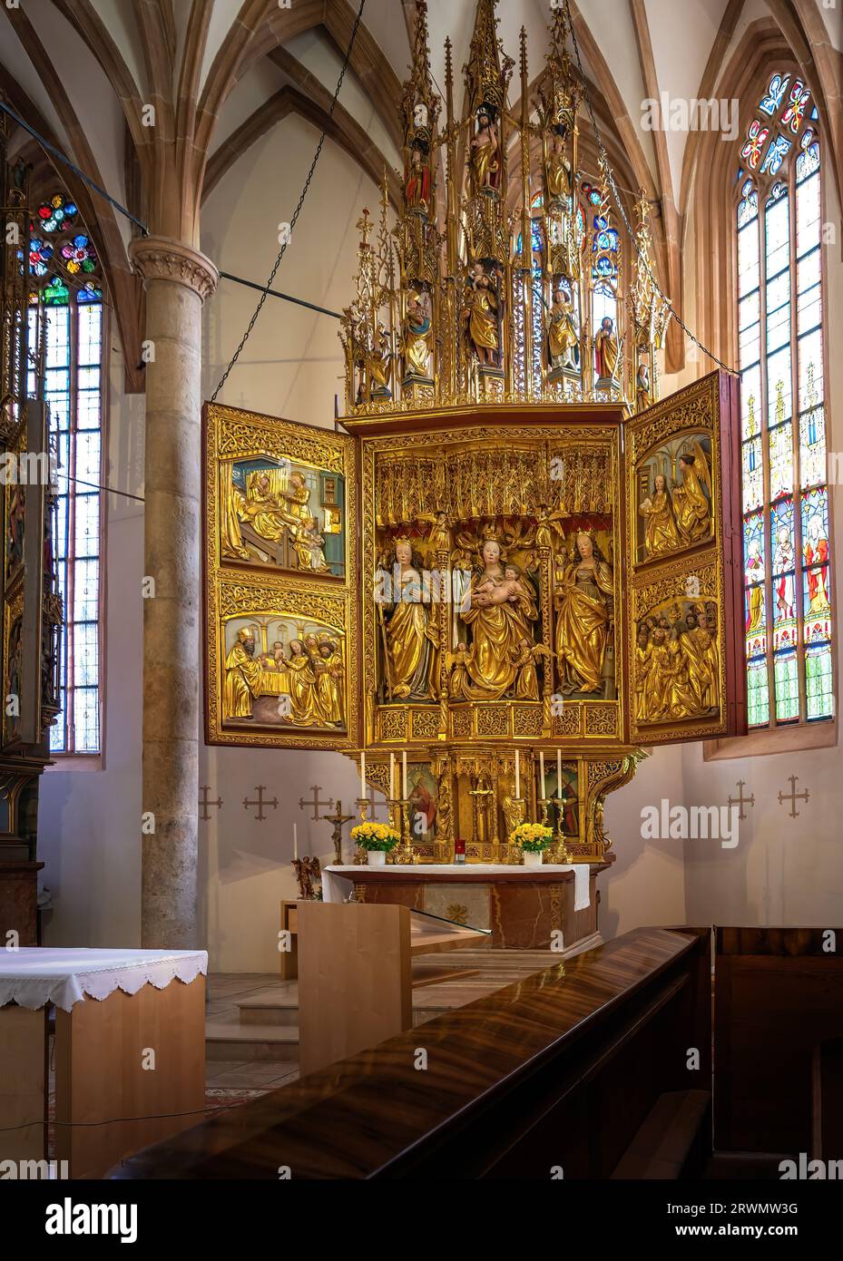 AStL Altar Catholic Church Interior - Hallstatt, Autriche Banque D'Images