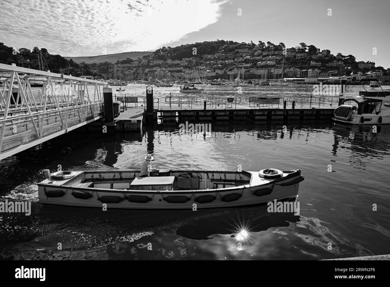 Dartmouth Marina Bateaux amarrés dans le port Banque D'Images