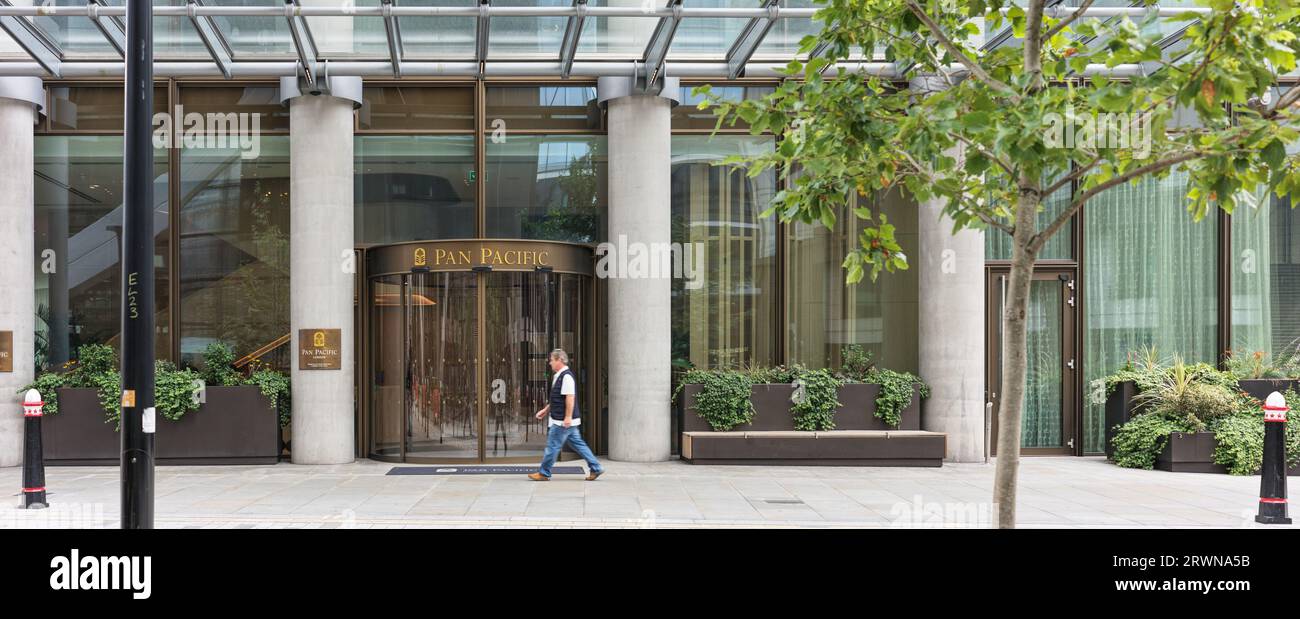 Hôtel de luxe Pan Pacific situé dans One Bishopsgate Plaza au 150 Bishopsgate, dans le quartier financier de la City of London, en Angleterre. Banque D'Images