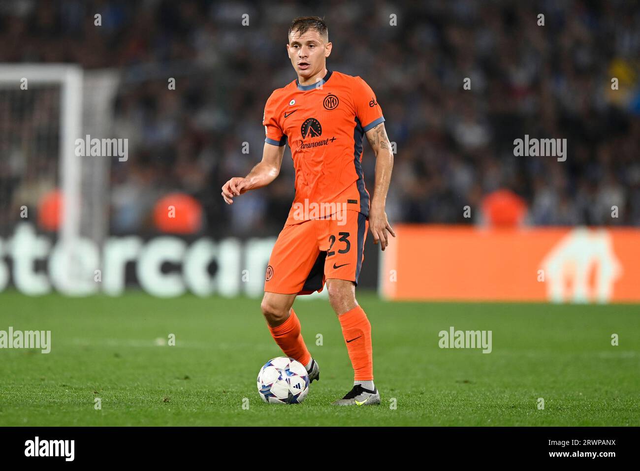 San Sebastian, Espagne. 20 septembre 2023. Nicolo Barella Off FC Internazionalependant le match de l'UEFA Champions League, Groupe D, entre la Real Sociedad et l'Inter Milan a joué au Reale Arena Stadium le 20 septembre 2023 à San Sebastian, Espagne. (Photo de Cesar Ortiz/PRESSINPHOTO) crédit : PRESSINPHOTO SPORTS AGENCY/Alamy Live News Banque D'Images