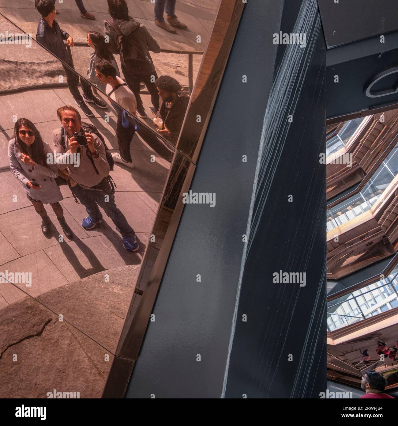 États-Unis, New York, New York, New Hudson yards développement, le navire par l'architecte Thomas Heatherwick Banque D'Images