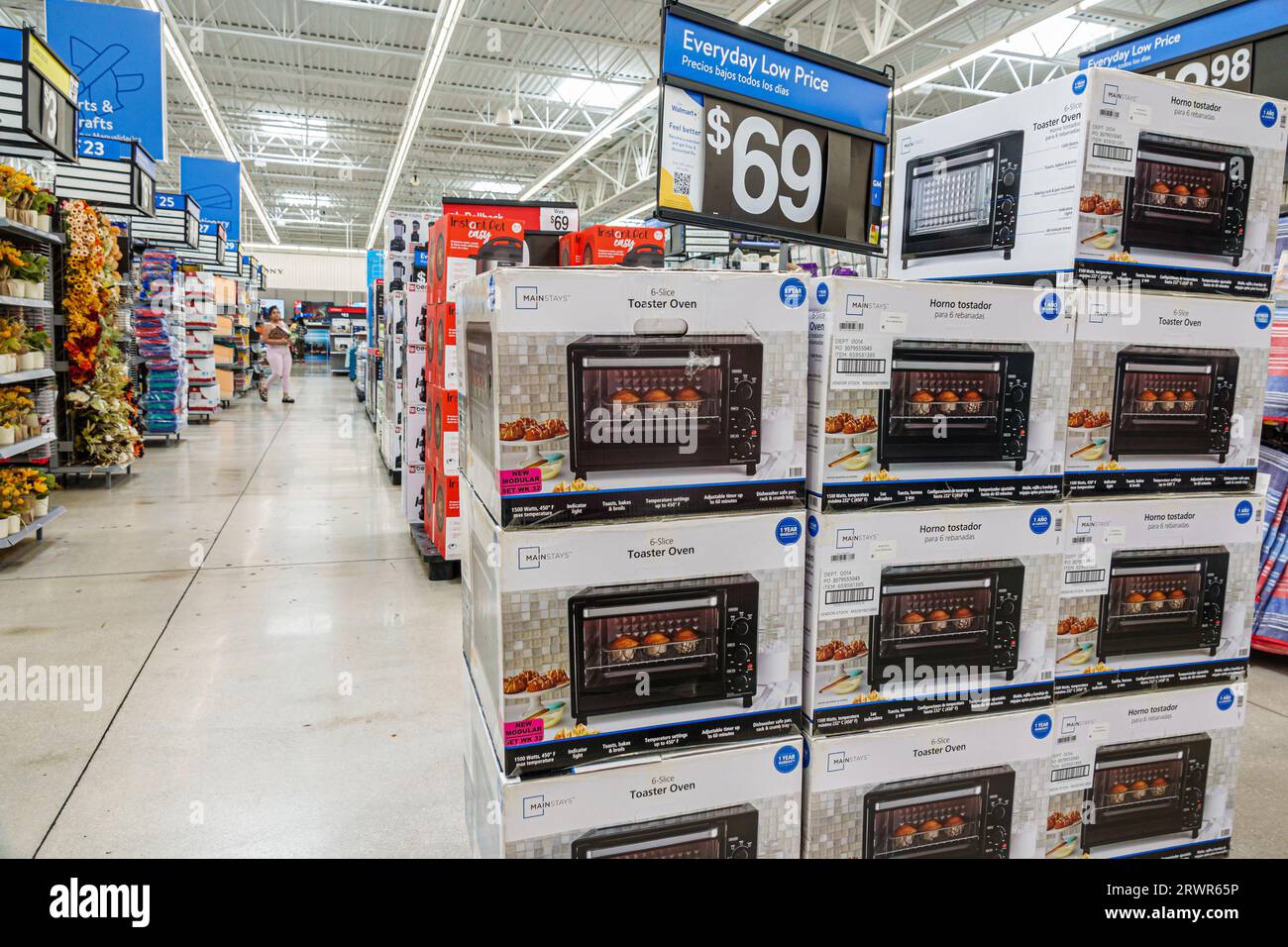 Miami Hialeah Gardens Florida, Walmart Supercenter intérieur intérieur intérieur à l'intérieur, grand magasin discount, magasins d'affaires magasins marchands marchés Banque D'Images