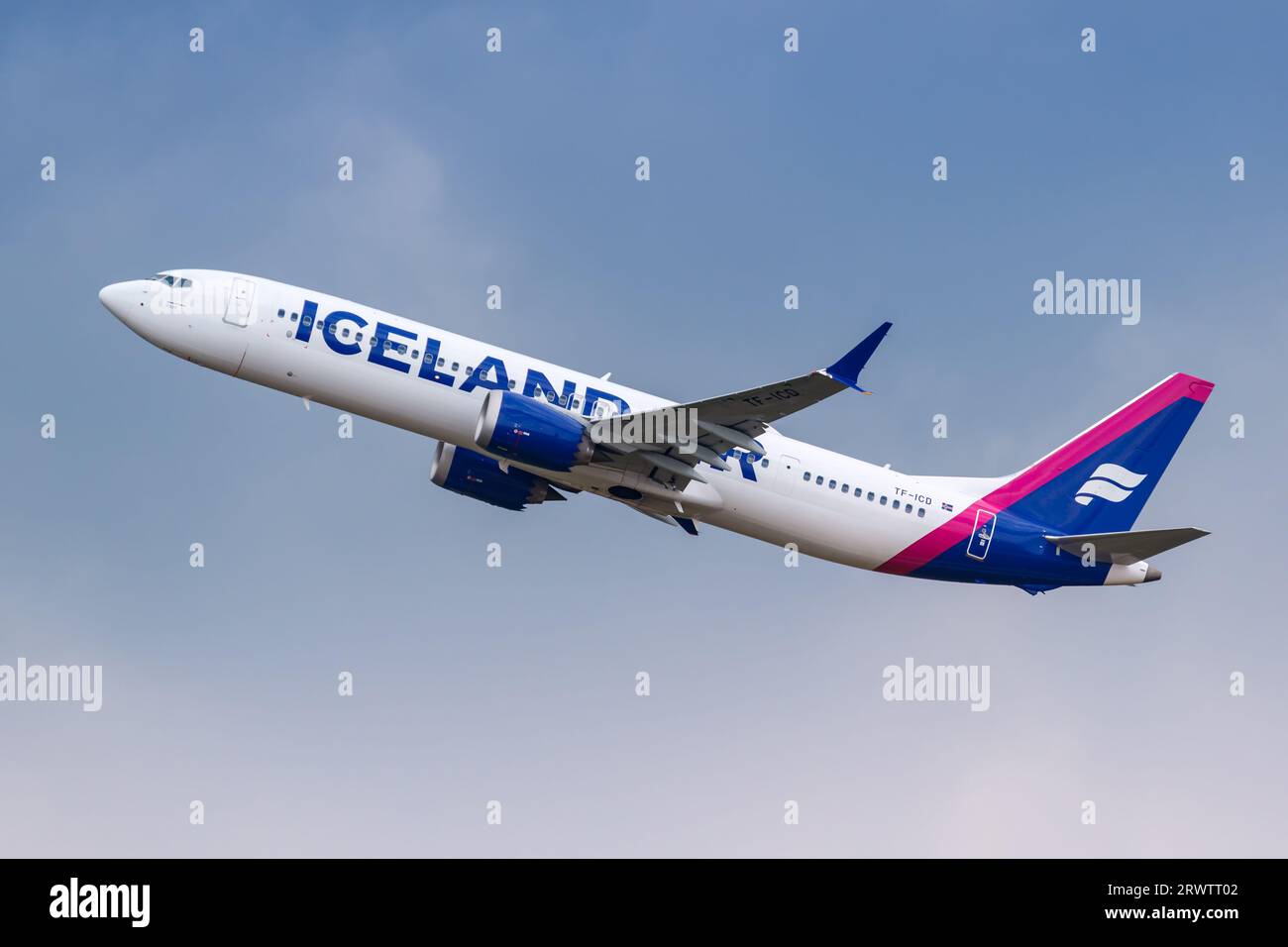 Munich, Allemagne - 23 juin 2023 : Boeing 737 MAX 9 d'Icelandair à l'aéroport de Munich (MUC) en Allemagne. Banque D'Images