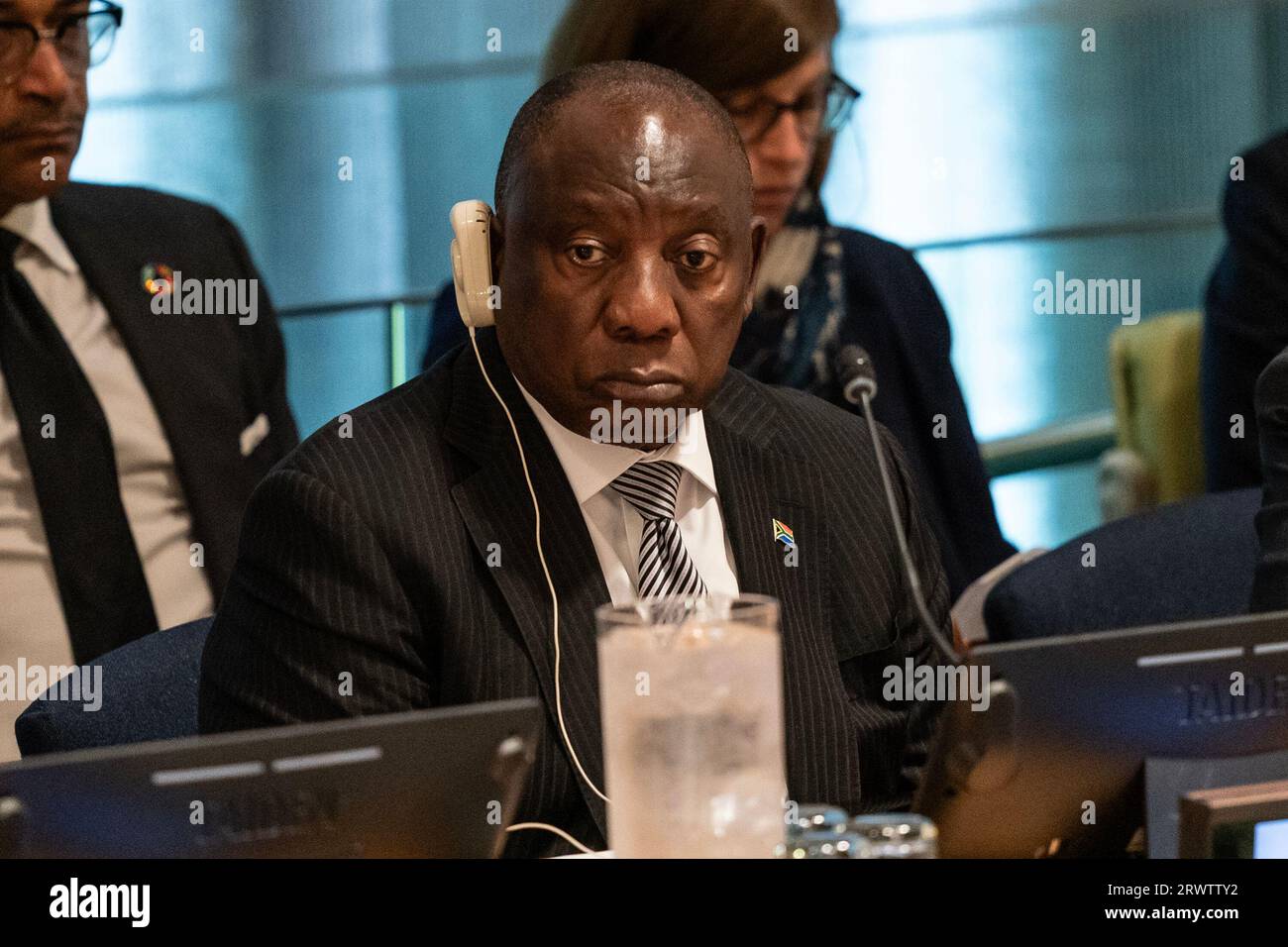 New York, New York, États-Unis. 20 septembre 2023. Cyril Ramaphosa, Président de la République d'Afrique du Sud participe au dialogue de haut niveau sur le financement du développement au Siège de l'ONU à New York (image de crédit : © Lev Radin/Pacific Press via ZUMA Press Wire) À USAGE ÉDITORIAL SEULEMENT! Non destiné à UN USAGE commercial ! Banque D'Images New York, New York, États-Unis. 20 septembre 2023. Cyril Ramaphosa, Président de la République d'Afrique du Sud participe au dialogue de haut niveau sur le financement du développement au Siège de l'ONU à New York (image de crédit : © Lev Radin/Pacific Press via ZUMA Press Wire) À USAGE ÉDITORIAL SEULEMENT! Non destiné à UN USAGE commercial ! Banque D'Images
