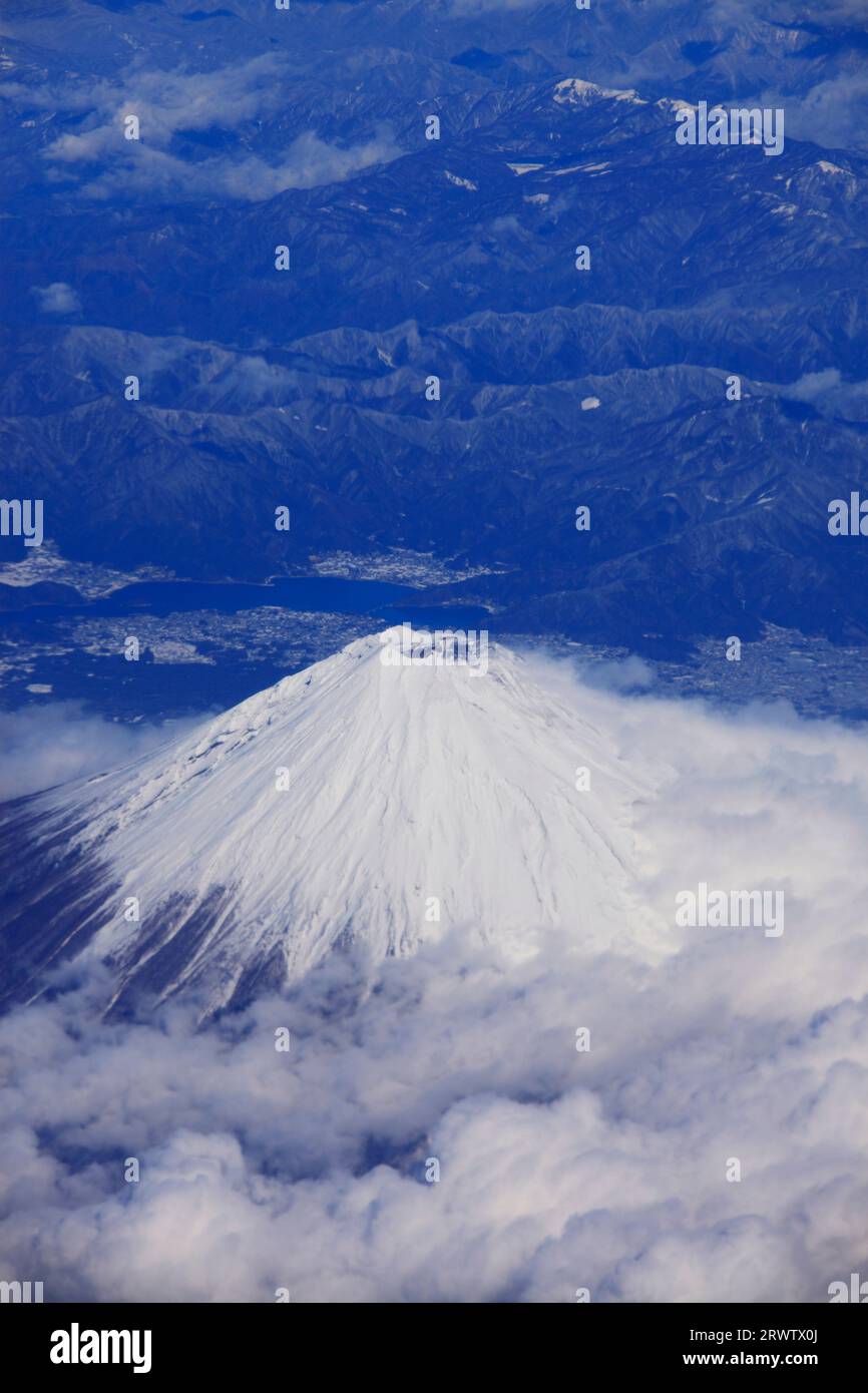 Photo aérienne de Fuji et du lac Kawaguchi Banque D'Images