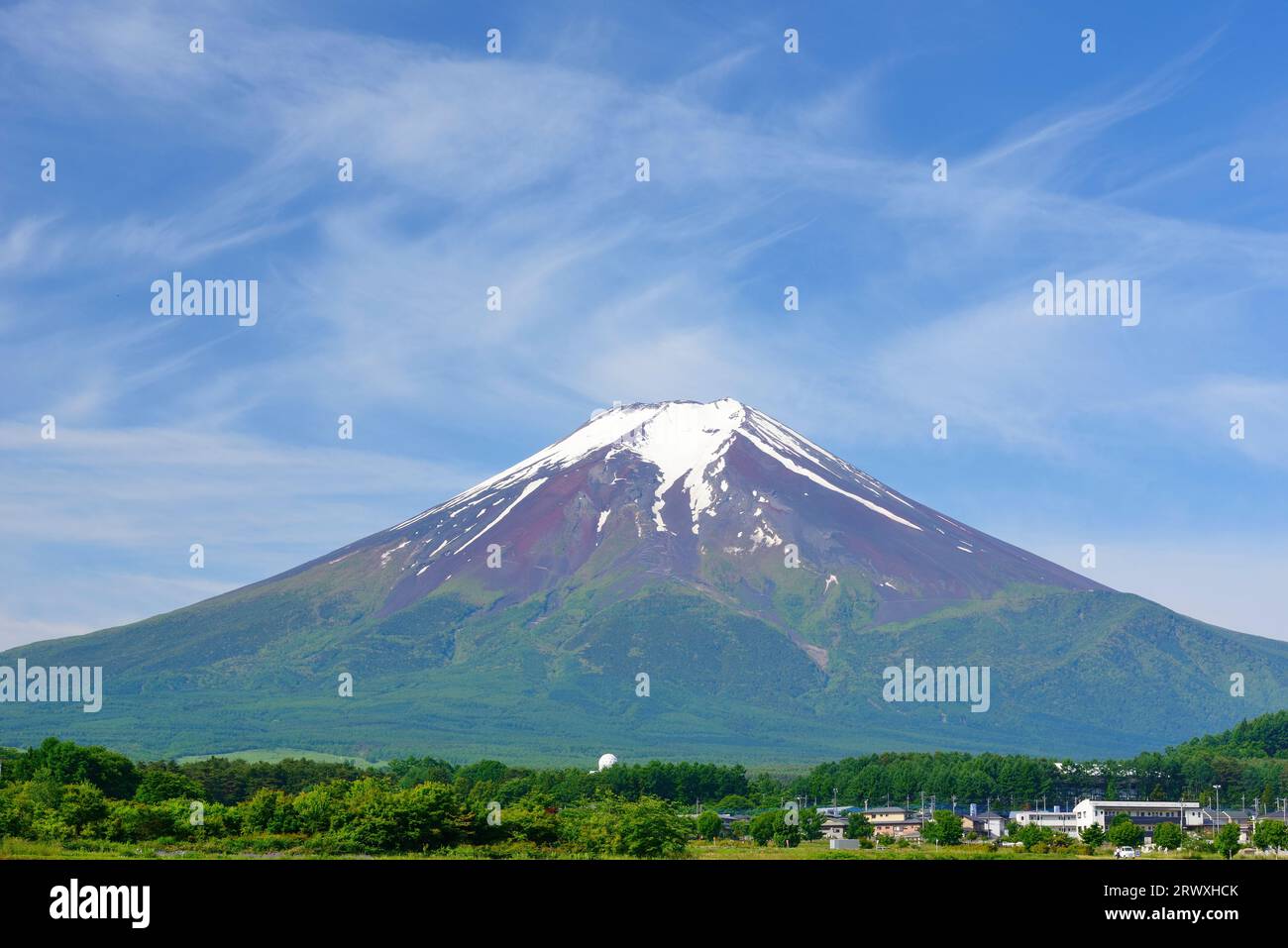 Fuji au début de l'été, Yamanashi de Fujiyoshida City Banque D'Images