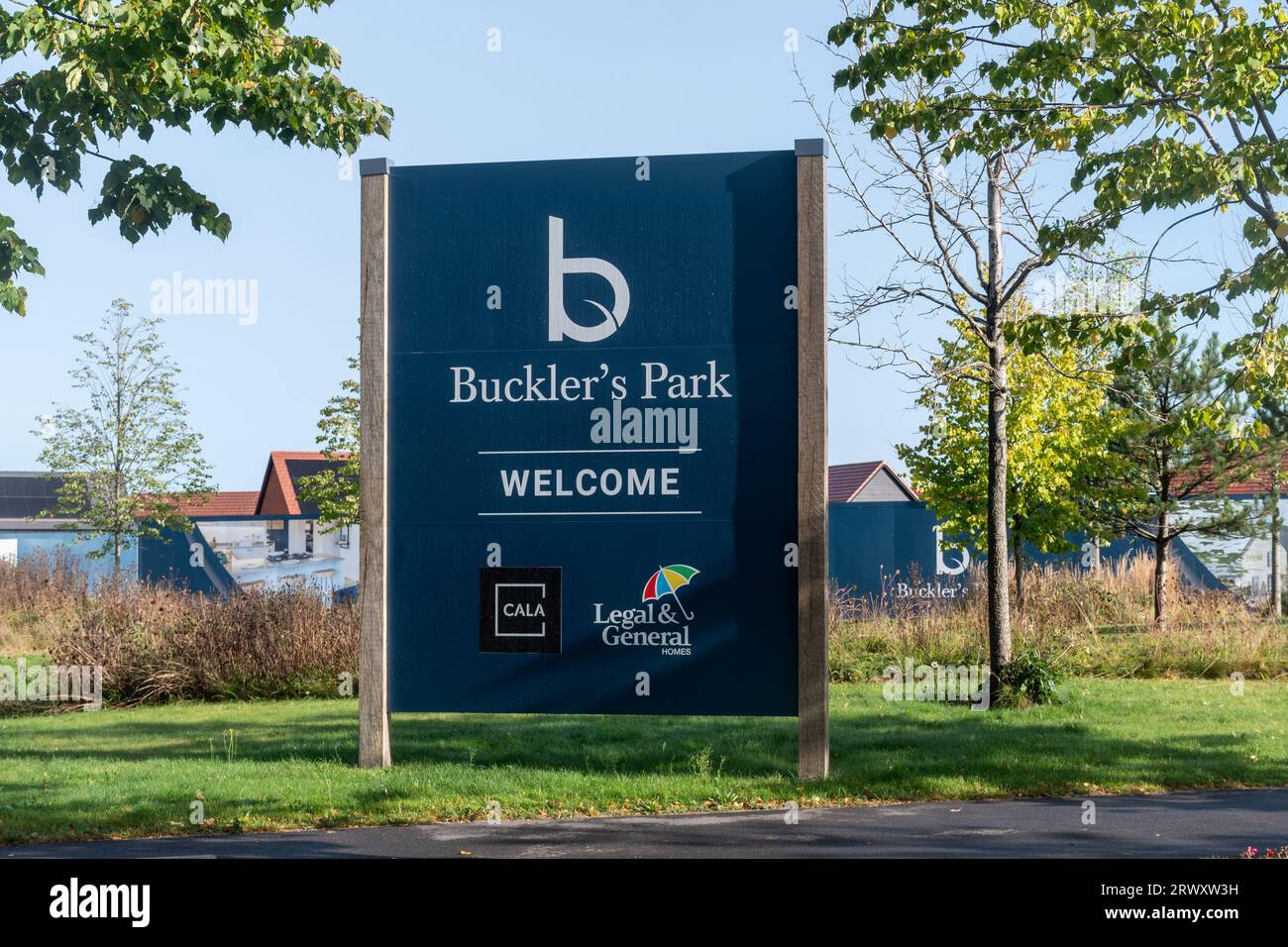 Bucklers Park, développement de logements neufs à Crowthorne, Berkshire, Angleterre, Royaume-Uni. Nouvelle mini ville Banque D'Images
