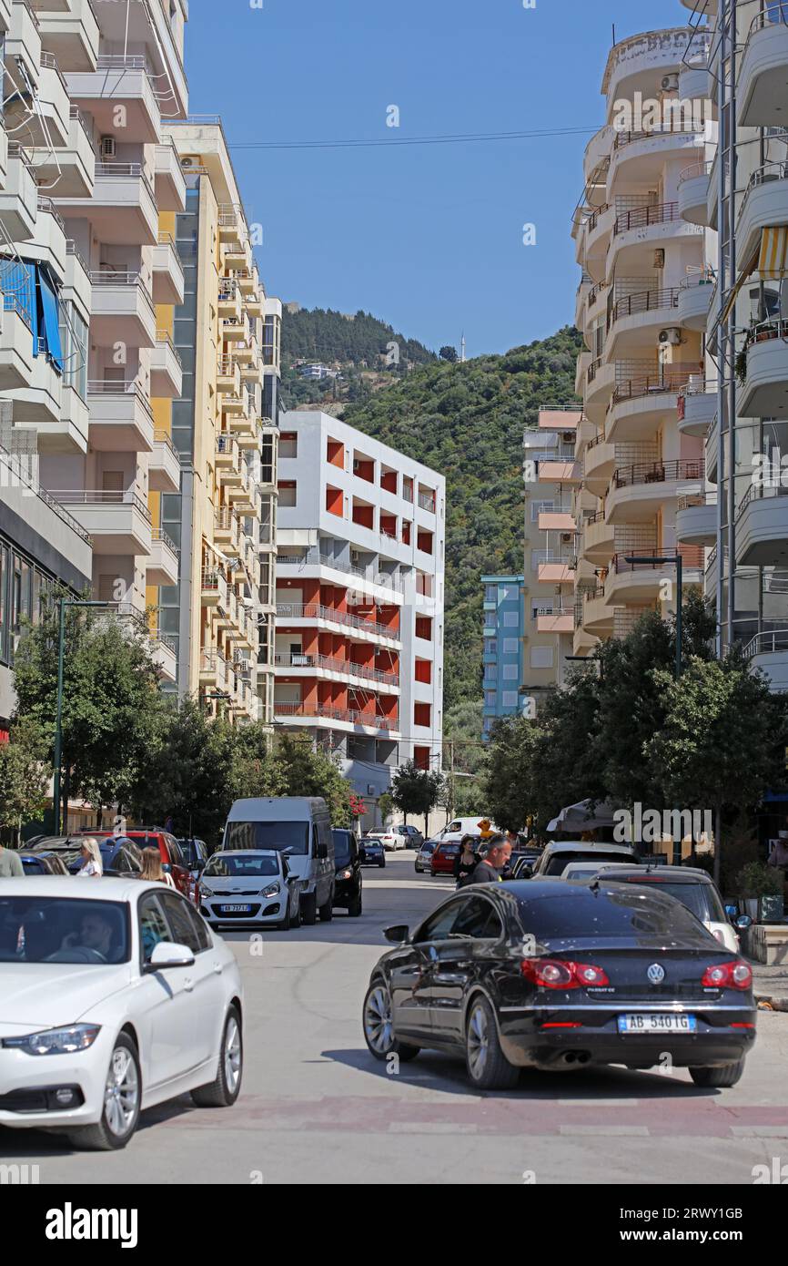 Vlore, Albanie, samedi 26 août 2023 exploration des maisons publiques et des architectes style chasse pour de beaux endroits pour vivre l'été de grande qualité Banque D'Images