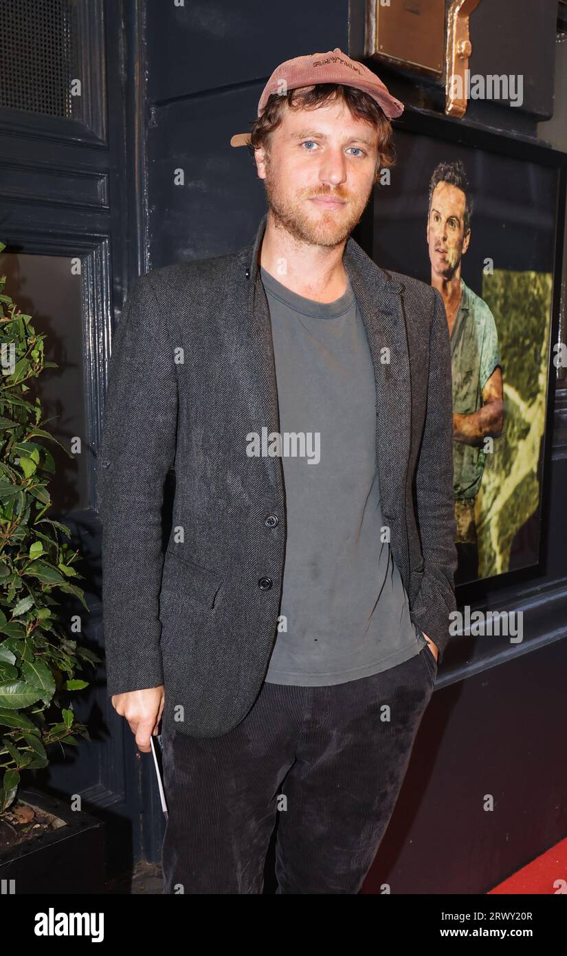 Johnny Flynn assiste à la soirée presse de Vanya au Duke of York's Theatre à Londres. Date de la photo : jeudi 21 septembre 2023. Banque D'Images