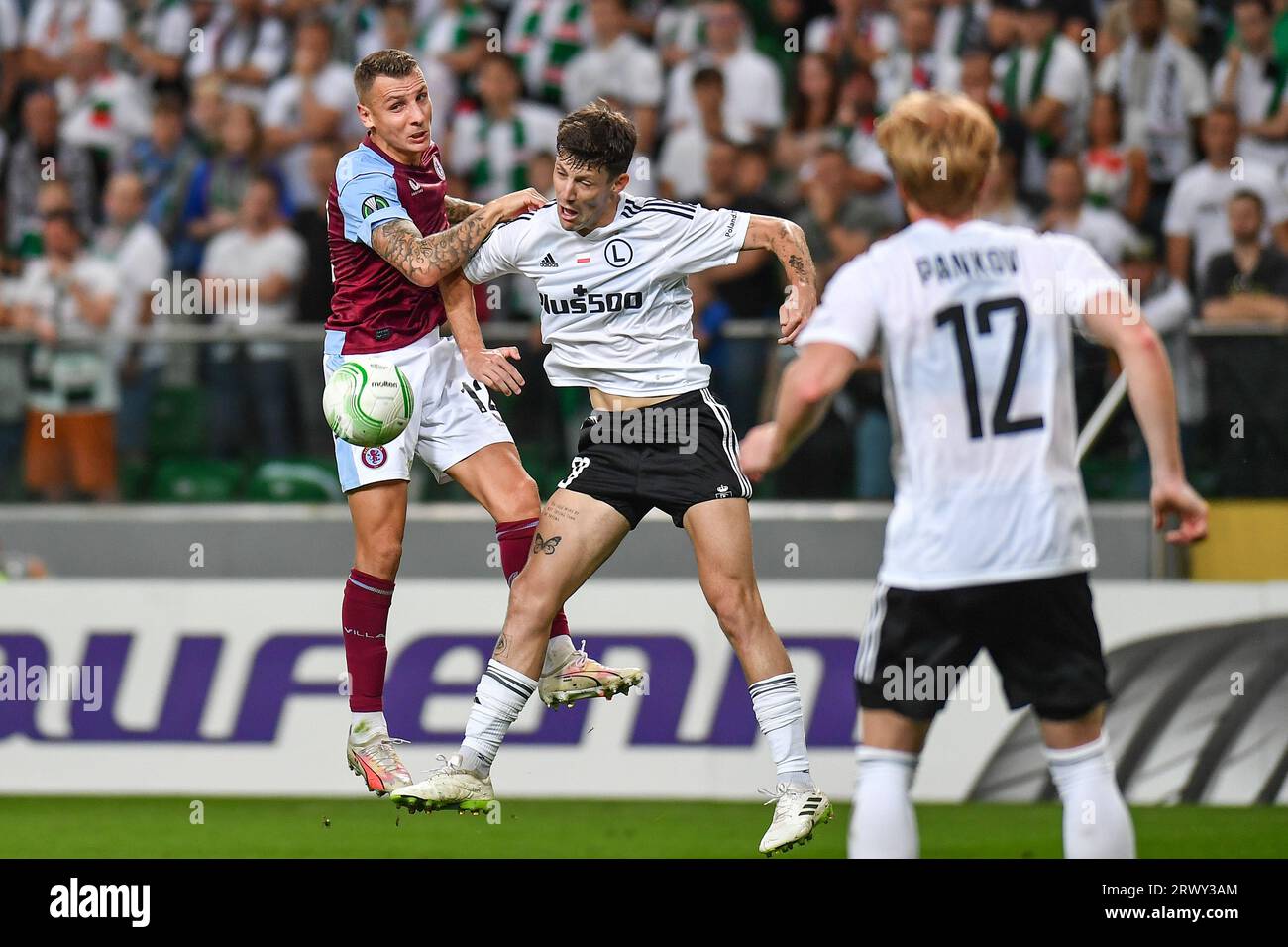 Varsovie, Pologne. 21 septembre 2023. Lucas digne, Ernest Muci lors du match de qualification de l'UEFA Europa Conference League entre Legia Warszawa et Aston Villa le 21 septembre 2023 à Varsovie, en Pologne. (Photo de PressFocus/Sipa USA) crédit : SIPA US/Alamy Live News Banque D'Images