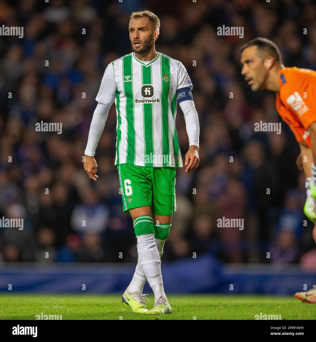 21 septembre 2023 ; Ibrox Stadium, Glasgow, Écosse : Europa League, Group Stage football, Rangers contre Real Betis ; Pezzella allemande du Real Betis Banque D'Images