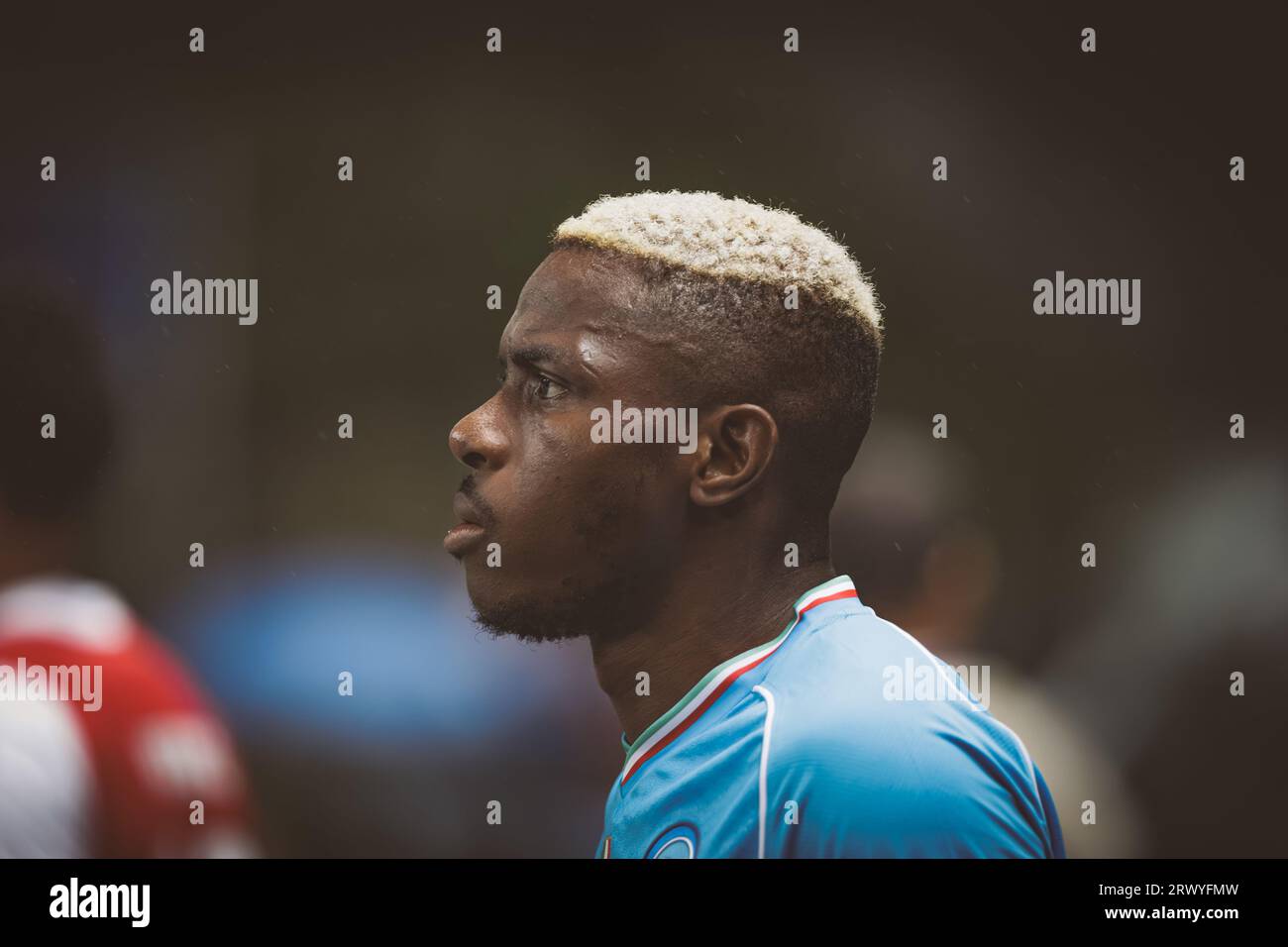 Victor Osimhen lors du match de l'UEFA Champions League 2023/24 entre le SC Braga et le SSC Napoli à l'Estadio Municipal de Braga, Braga, Portugal. (Maciej Rogo Banque D'Images