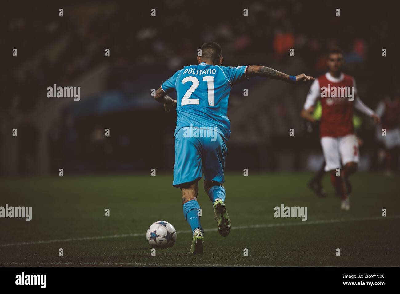 Matteo Politano lors du match de l'UEFA Champions League 2023/24 entre le SC Braga et le SSC Napoli à l'Estadio Municipal de Braga, Braga, Portugal. (Maciej Rog Banque D'Images