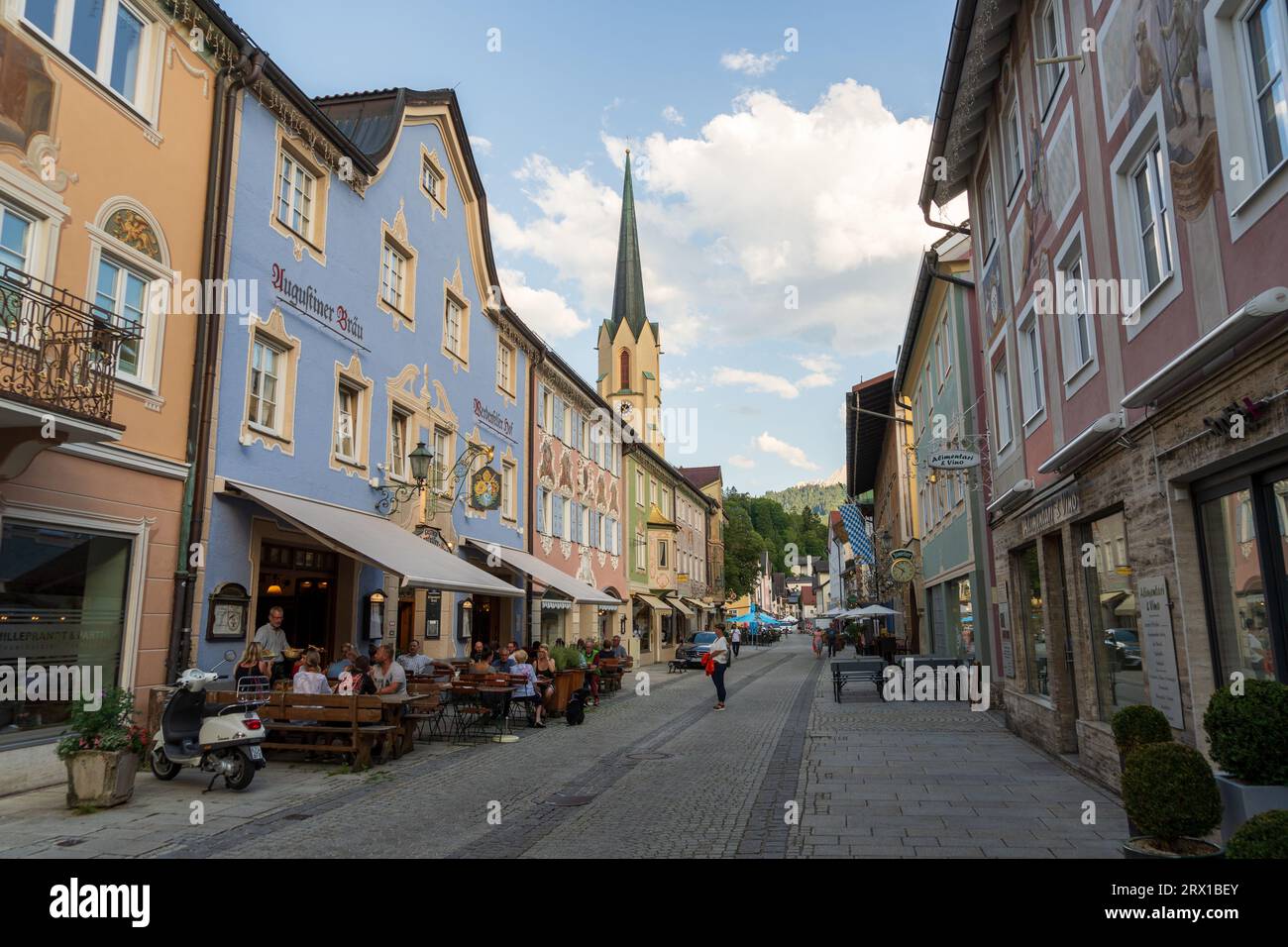 La ville de Partenkirchen en Bavière, Allemagne pendant l'été Banque D'Images