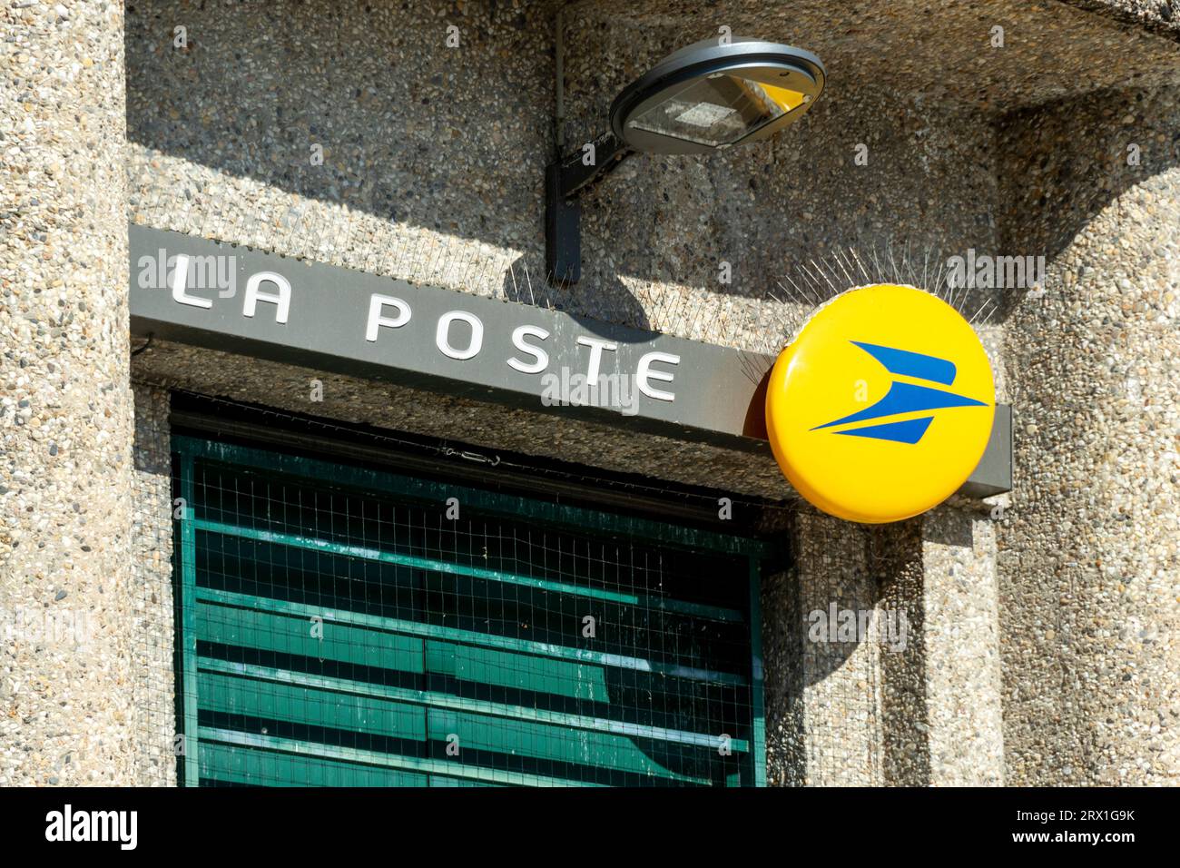Logo de la poste Bulding, service postal national français Banque D'Images