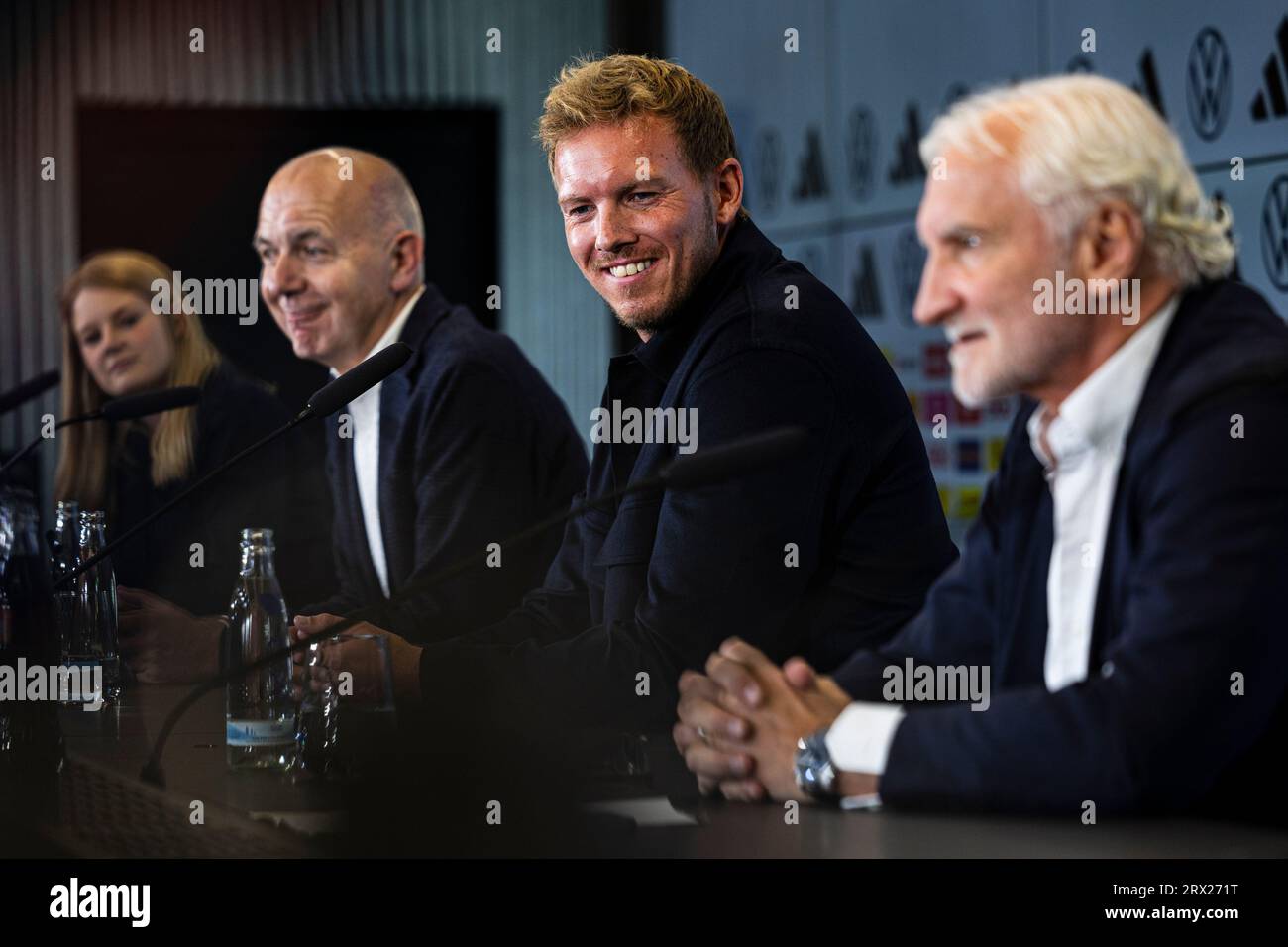 Handout-Bildmaterial ausschließlich zur redaktionellen Verwendung. !!! DFB, Deutscher Fussball-Bund, Maenner-Nationalmannschaft , équipe nationale masculine, Allemagne, Allemagne, DFB-Campus, Pressekonferenz mit Bundestrainer Julian Nagelsmann, Bernd Neuendorf (DFB-Praesident), Rudi Voeller (DFB-Direktor Maenner-Nationalmannschaft), Frankfurt am main, 22.09.2023, Foto : Thomas Boecker/DFB Banque D'Images