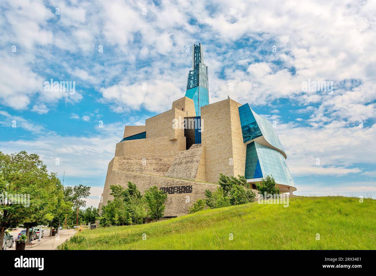 Le Musée canadien des droits de la personne, ouvert en 2014, a remporté des prix pour son architecture, Winnipeg, Manitoba, Canada, Amérique du Nord Banque D'Images