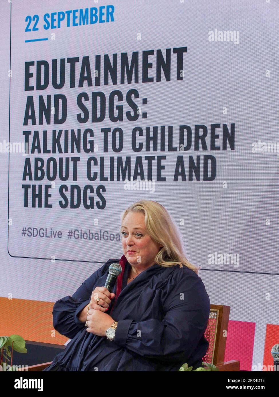 New York, New York, États-Unis. 22 septembre 2023. EMMA PEMBERTON, productrice exécutive d'Obki Speak sur un panel d'Edutainment and ODD : parler aux enfants du climat et des ODD.dans le cadre de l’initiative ODD, des intervenants de différents secteurs ont été invités à discuter de nouvelles façons et approches pour développer davantage la sensibilisation aux questions sociales et environnementales dans le monde d’aujourd’hui. Les cibles des ODD devraient être mises en œuvre d’ici 2030. (Image de crédit : © Bianca Otero/ZUMA Press Wire) USAGE ÉDITORIAL SEULEMENT! Non destiné à UN USAGE commercial ! Crédit : ZUMA Press, Inc./Alamy Live News Banque D'Images