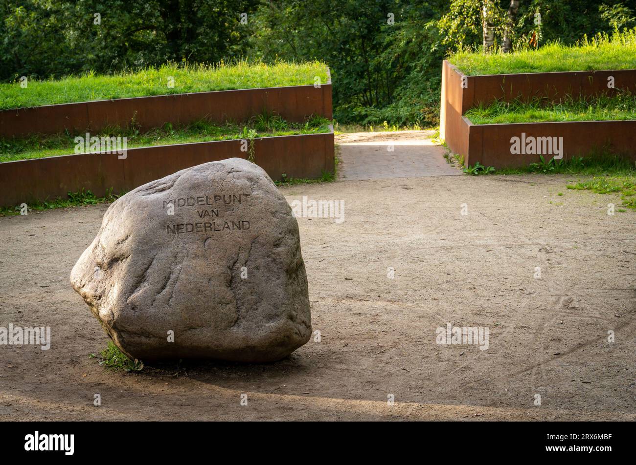 Lunteren, pays-Bas, 03.09.2023, le centre géographique des pays-Bas dans la forêt à proximité du village de Lunteren, province de Gelderland Banque D'Images