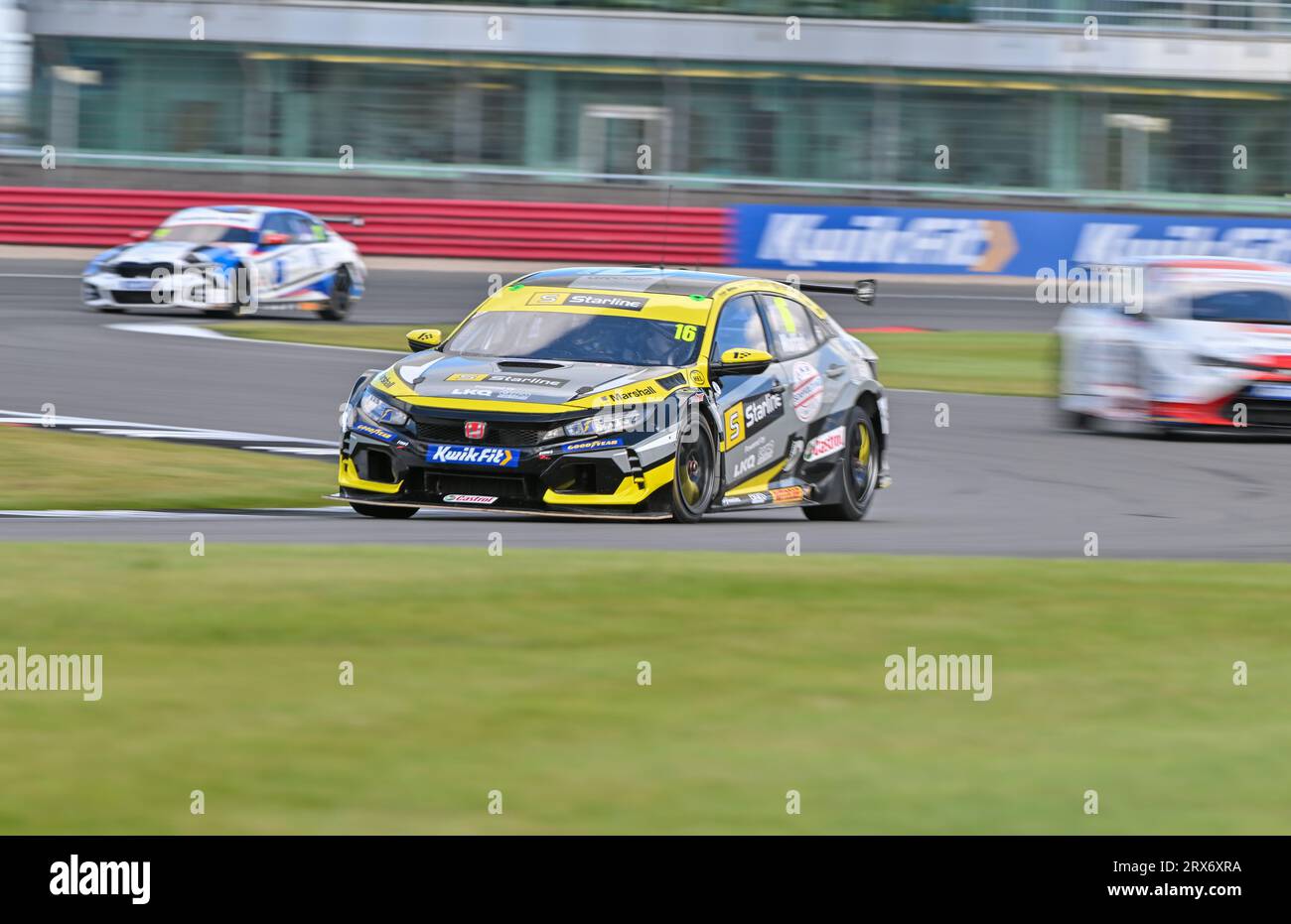 Towcester, Royaume-Uni. 23 septembre 2023. Silverstone, Royaume-Uni, le 23 septembre 2023. Aiden Moffat, One Motorsport avec Starline Racing, Honda Civic Type R lors des Kwik Fit British Touring car Championships (BTCC) à Silverstone, Towcester, Northamptonshire, Royaume-Uni le 23 septembre 2023. Crédit : LFP/Alamy Live News Banque D'Images