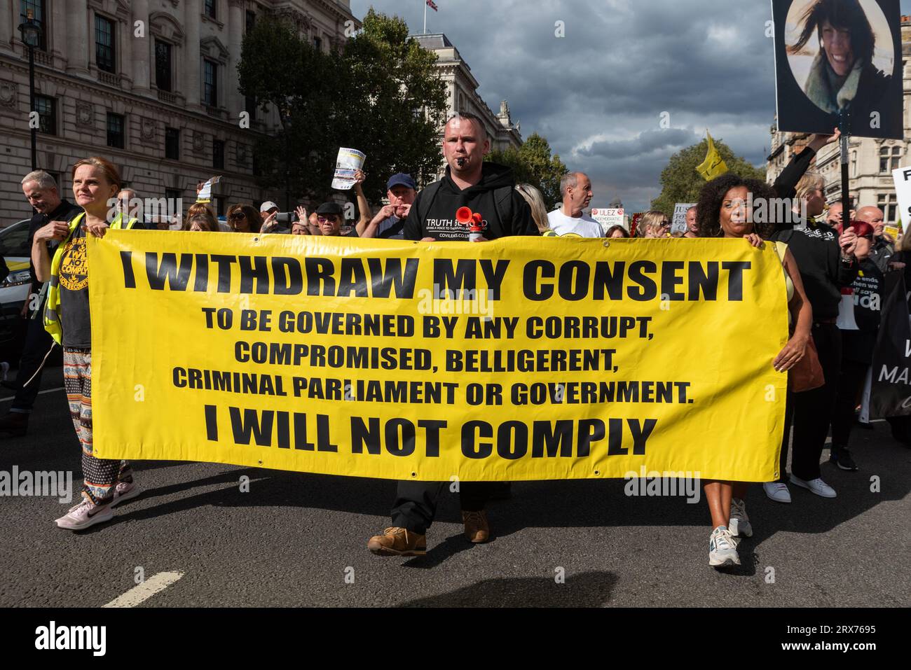 Westminster, Londres, Royaume-Uni. 23 septembre 2023. Les manifestants participent à un rassemblement pour la liberté, protestant contre diverses formes de contrôle du gouvernement et en faveur de la liberté d'expression. Banque D'Images