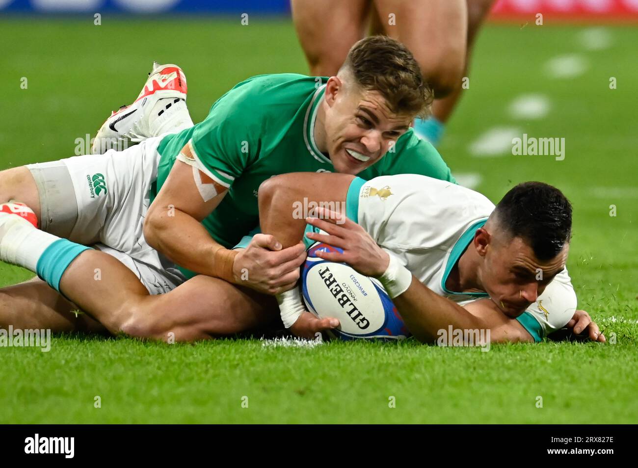 Julien Mattia/le Pictorium - Match de coupe du monde de rugby Afrique du Sud, Irlande. 16 septembre 2023. France/Seine-Saint-Denis/Saint-Denis - l'Afrique du Sud en attaque lors du premier affrontement entre l'Afrique du Sud et l'Irlande en coupe du monde de rugby, au Stade de France, le 23 septembre 2023. Crédit : LE PICTORIUM/Alamy Live News Banque D'Images