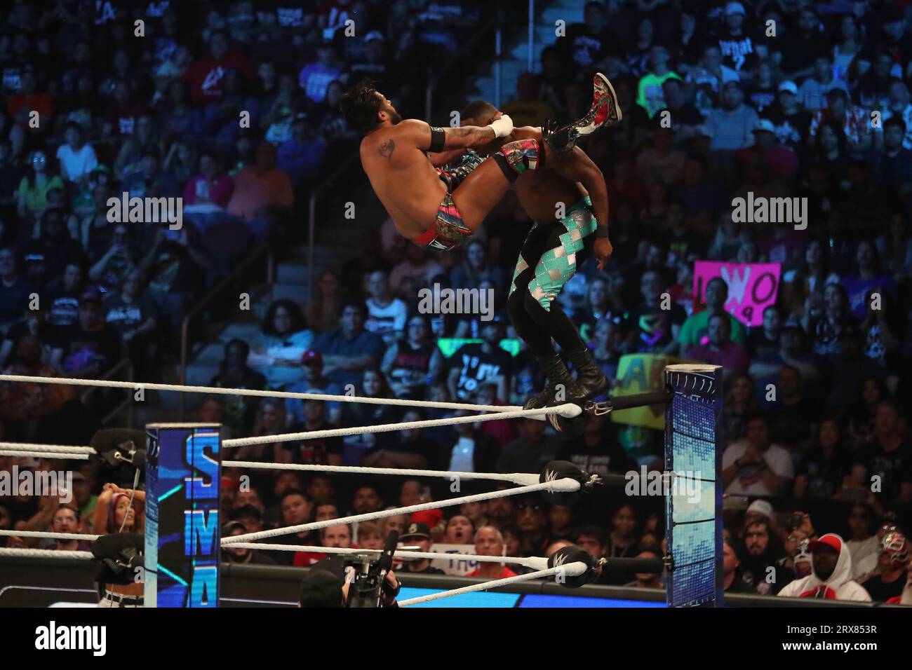 Glendale, Arizona, États-Unis. 22 septembre 2023. GLENDALE, ARIZONA - 22 SEPTEMBRE : WWE Smackdown au Desert Diamond Arena le 22 septembre 2023 à Glendale, Arizona. (Photo Alejandro Salazar/PxImages/Sipa USA) crédit : SIPA USA/Alamy Live News Banque D'Images