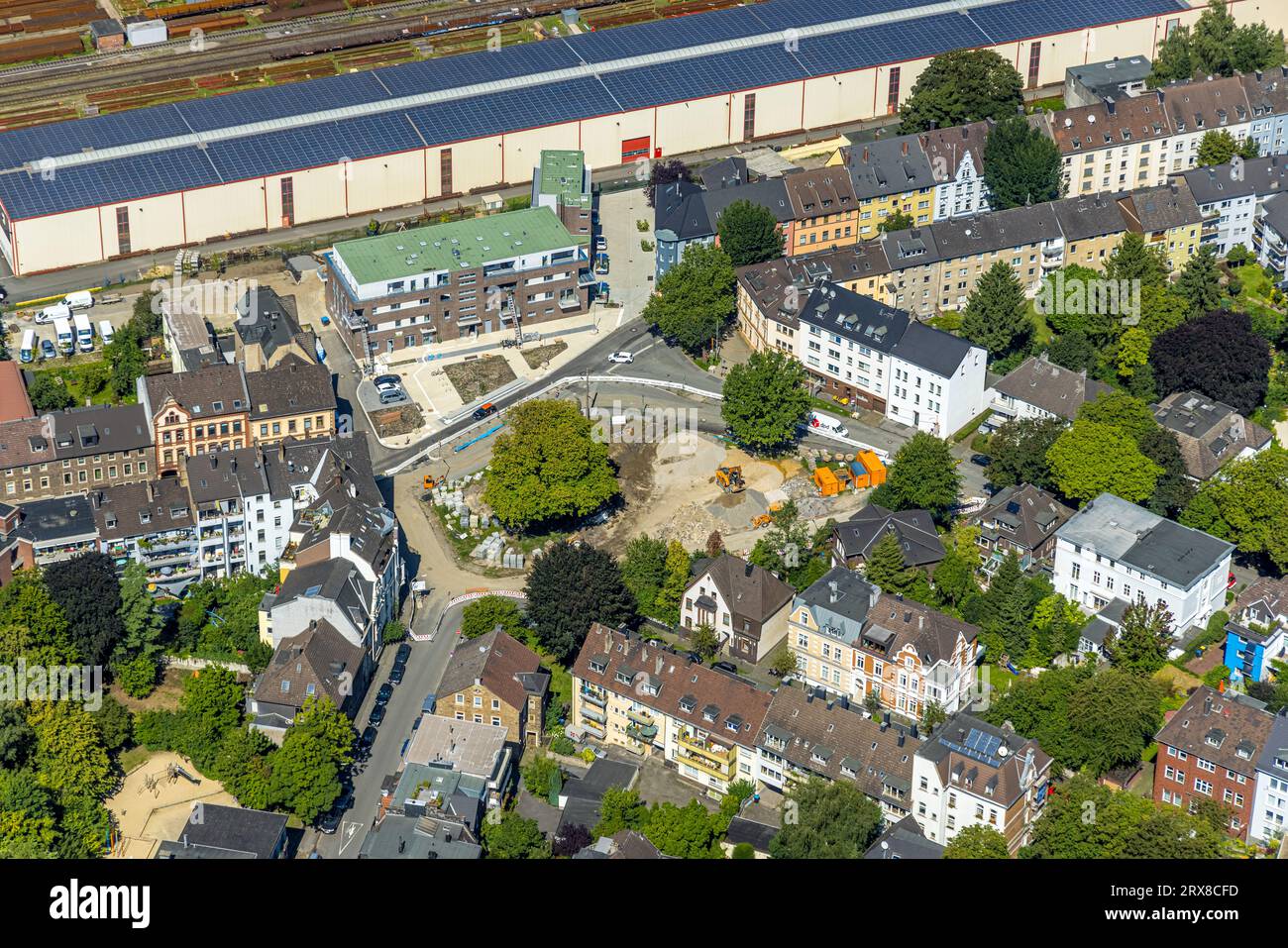 Vue aérienne, chantier Karl-Marx-Platz, maison multigénérationnelle et jardin d'enfants à Breite Straße, Witten, région de la Ruhr, Rhénanie du Nord-Westphalie, Banque D'Images