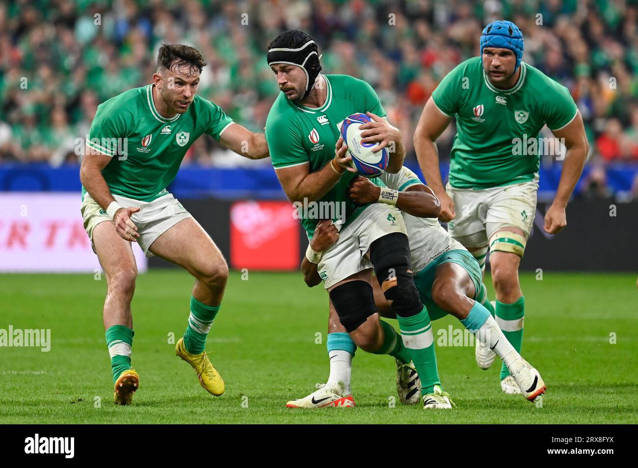 Julien Mattia/le Pictorium - Match de coupe du monde de rugby Afrique du Sud, Irlande. 16 septembre 2023. France/Seine-Saint-Denis/Saint-Denis - attaque irlandaise lors du premier affrontement entre l'Afrique du Sud et l'Irlande en coupe du monde de Rugby, au Stade de France, le 23 septembre 2023. Crédit : LE PICTORIUM/Alamy Live News Banque D'Images