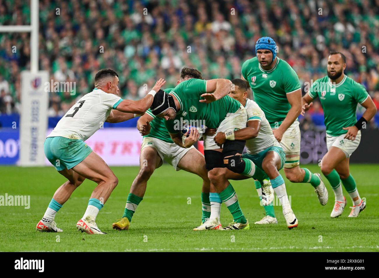 Julien Mattia/le Pictorium - Match de coupe du monde de rugby Afrique du Sud, Irlande. 16 septembre 2023. France/Seine-Saint-Denis/Saint-Denis - attaque irlandaise lors du premier affrontement entre l'Afrique du Sud et l'Irlande en coupe du monde de Rugby, au Stade de France, le 23 septembre 2023. Crédit : LE PICTORIUM/Alamy Live News Banque D'Images