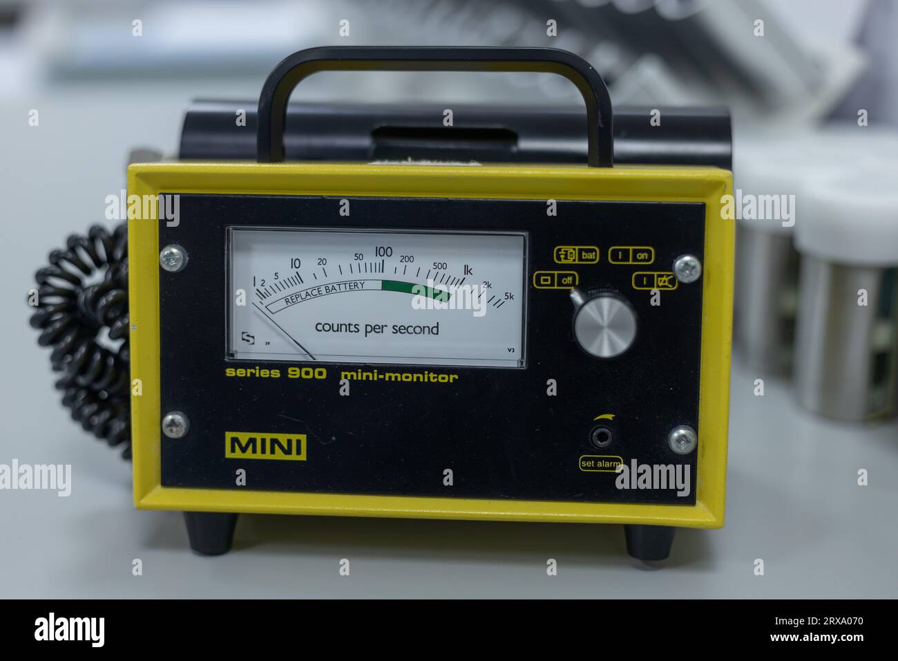 Équipement de test. Ensemble portatif de rayonnement gamma. Dispositifs pour tester la contamination radioactive dans les laboratoires. Banque D'Images