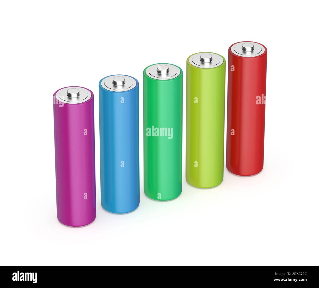 Rangée avec cinq piles AA de taille avec différentes couleurs sur fond blanc Banque D'Images