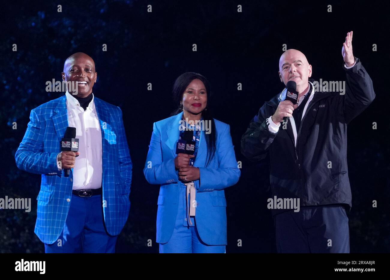 New York, États-Unis. 23 septembre 2023. Le Dr Patrice Motsepe, le Dr Precious Moloi-Motsepe et Gianni Infantino prennent la parole à Global Citizen Live à Central Park à New York le samedi 23 septembre 2023. Global Citizen Live est un événement mondial de 24 heures qui vise à unir le monde pour défendre la planète et vaincre la pauvreté. Photo de John Nacion/UPI crédit : UPI/Alamy Live News Banque D'Images