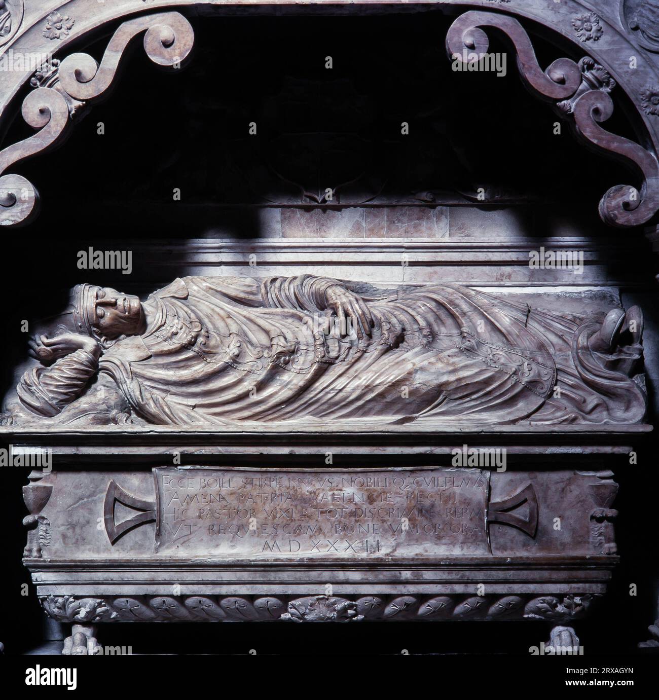 Sepulcro del obispo Guillem Ramon de Boïl, 1532. Catedral de Girona (Catedral de Santa María de Gerona). Banque D'Images
