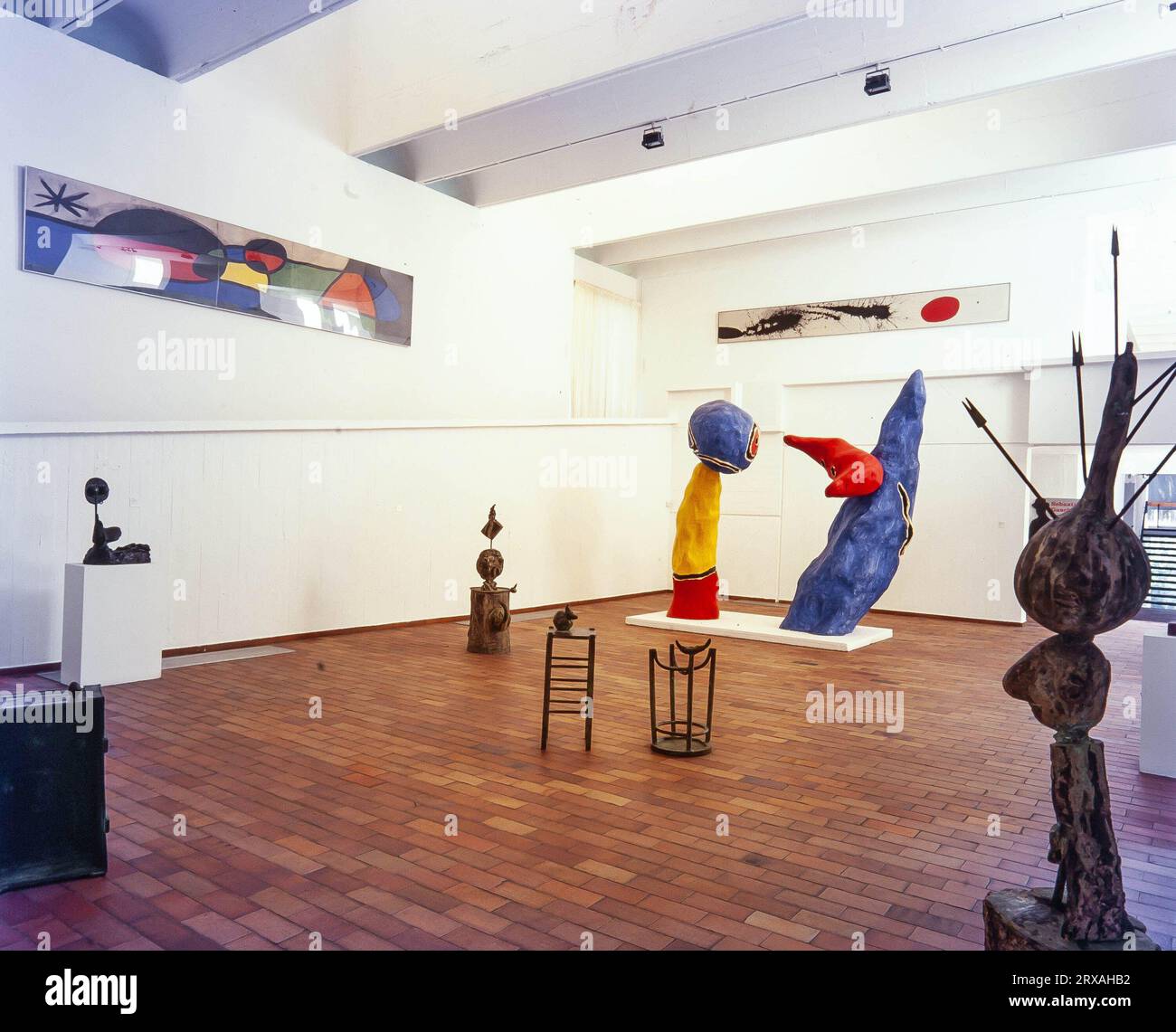 Sala de exposiciones de la Fundación Joan Miró de Barcelona. Banque D'Images