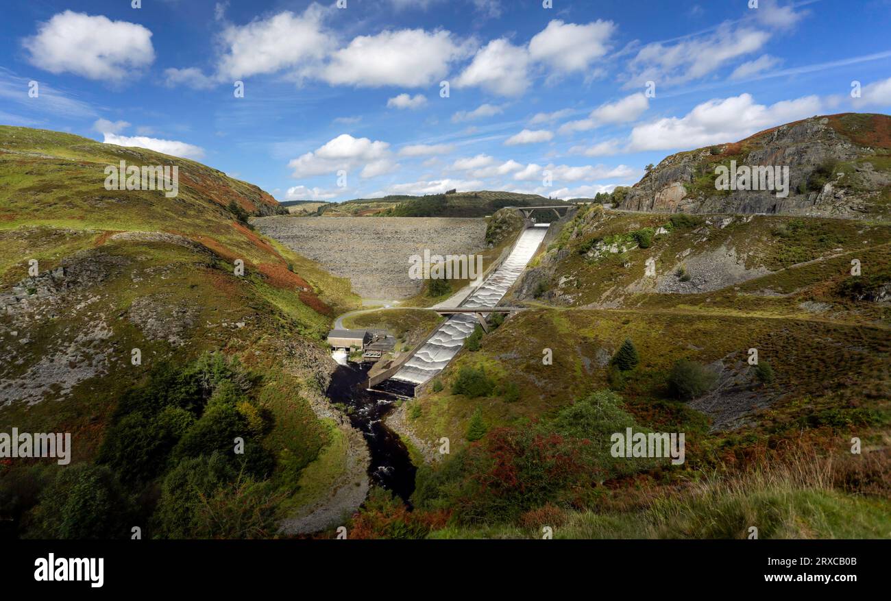 Llyn Brianne, un barrage artificiel et réservoir dans les sources de la rivière Towy dans le centre du pays de Galles, Royaume-Uni Banque D'Images